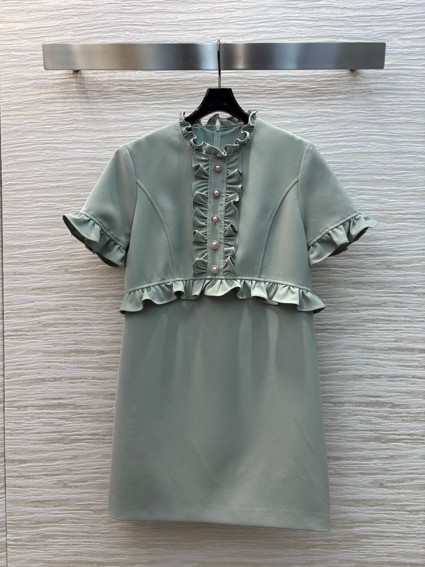 Valentino* 25SS contrast ear collar short-sleeved dress