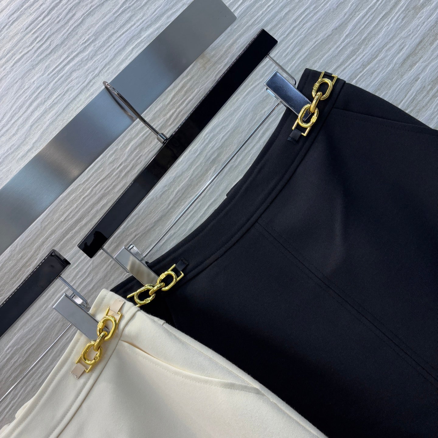 LOU* 25SS slim-fit suit jacket/skirt