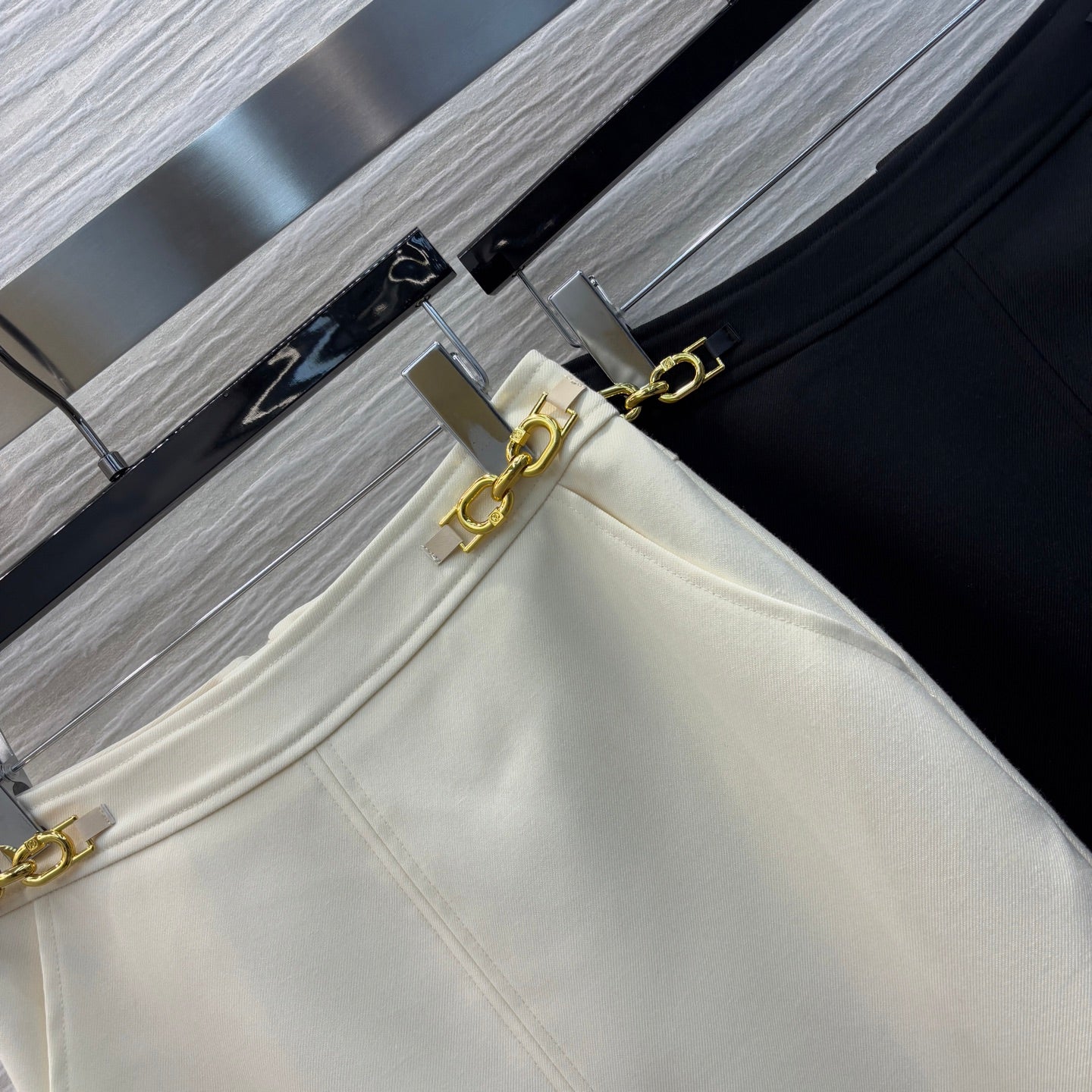 LOU* 25SS slim-fit suit jacket/skirt