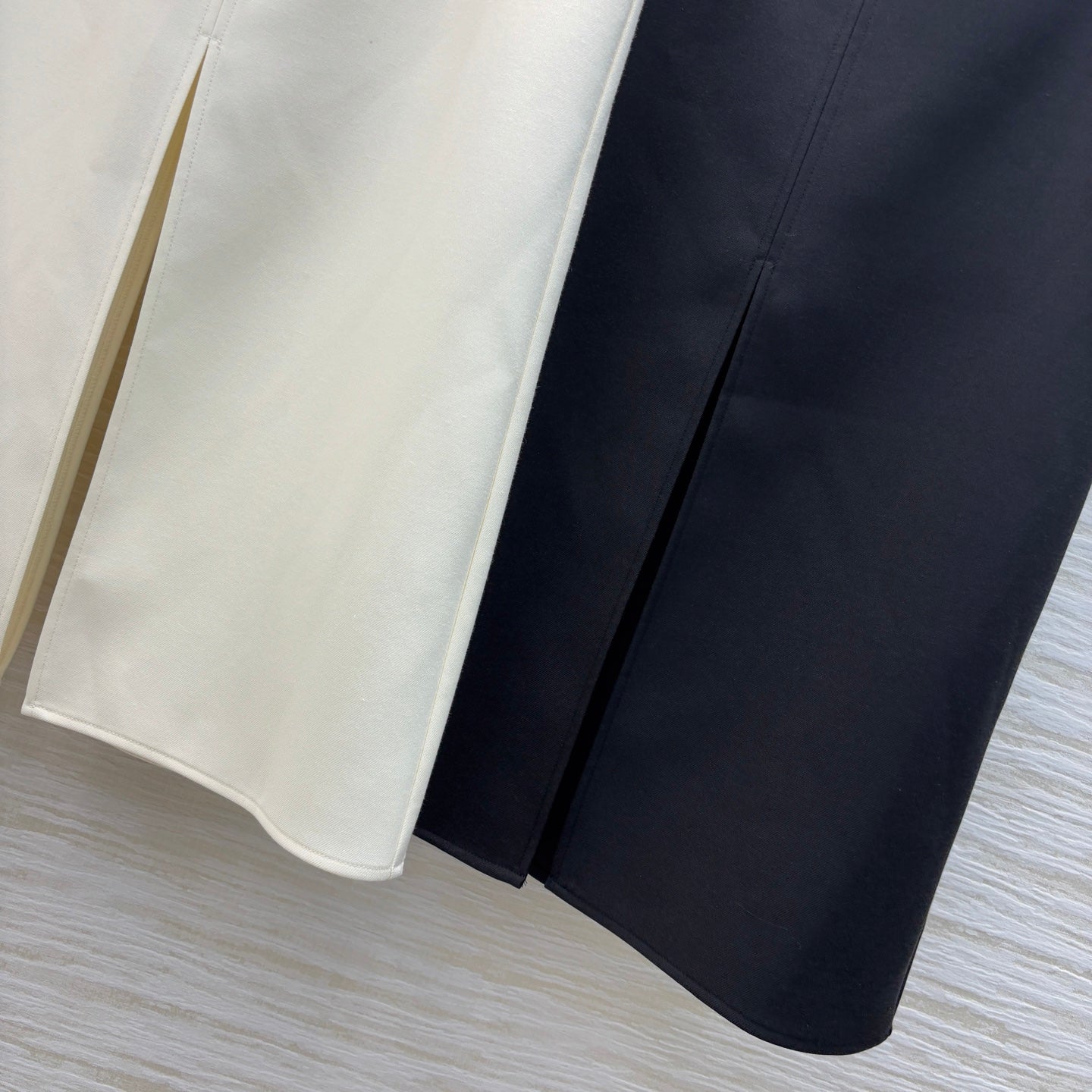 LOU* 25SS slim-fit suit jacket/skirt