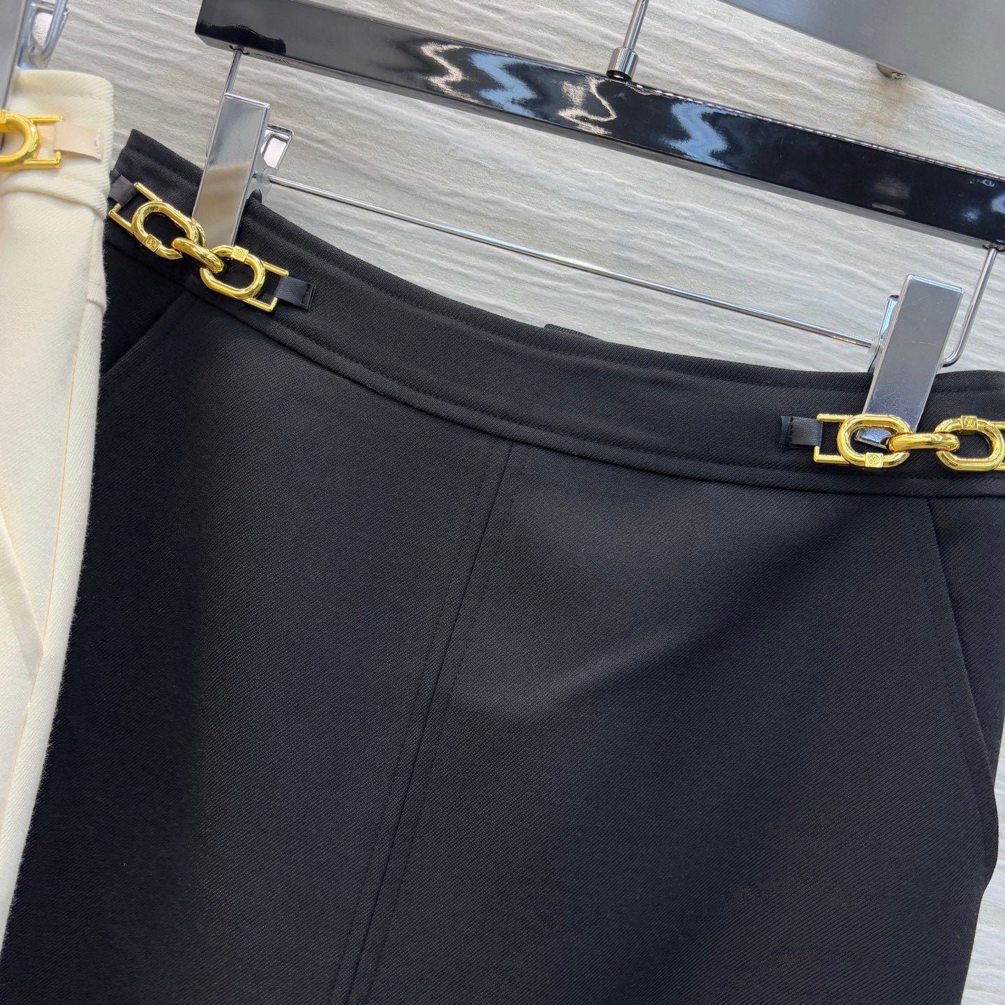 LOU* 25SS slim-fit suit jacket/skirt