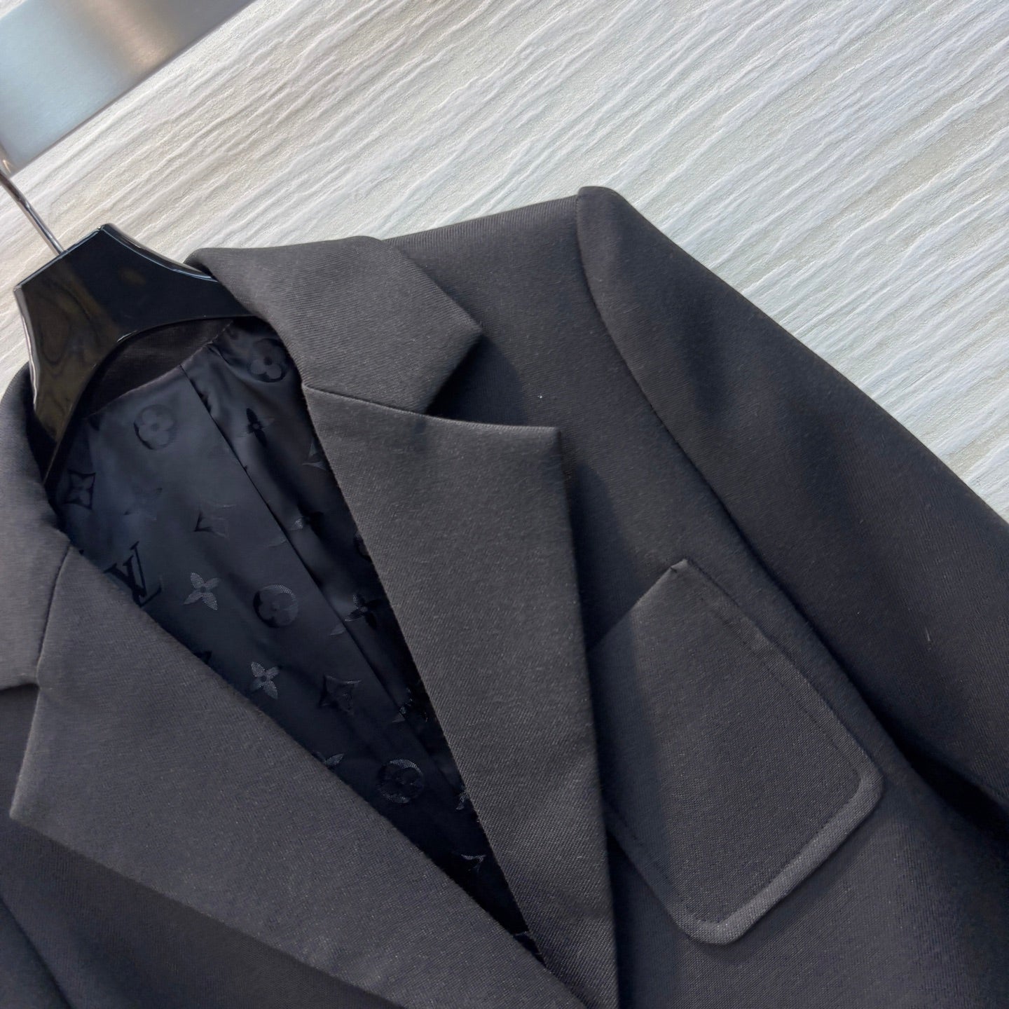 LOU* 25SS slim-fit suit jacket/skirt