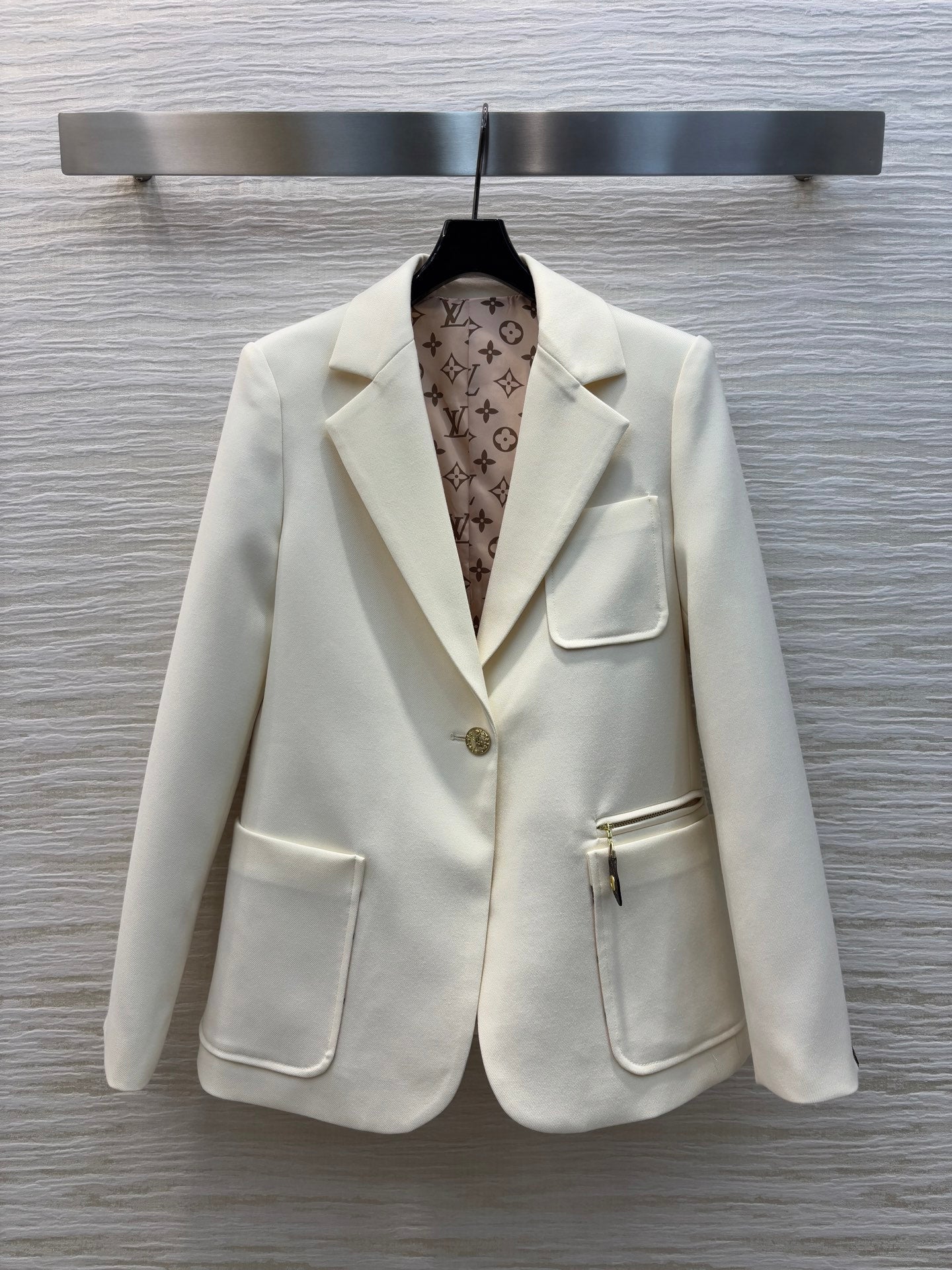 LOU* 25SS slim-fit suit jacket/skirt