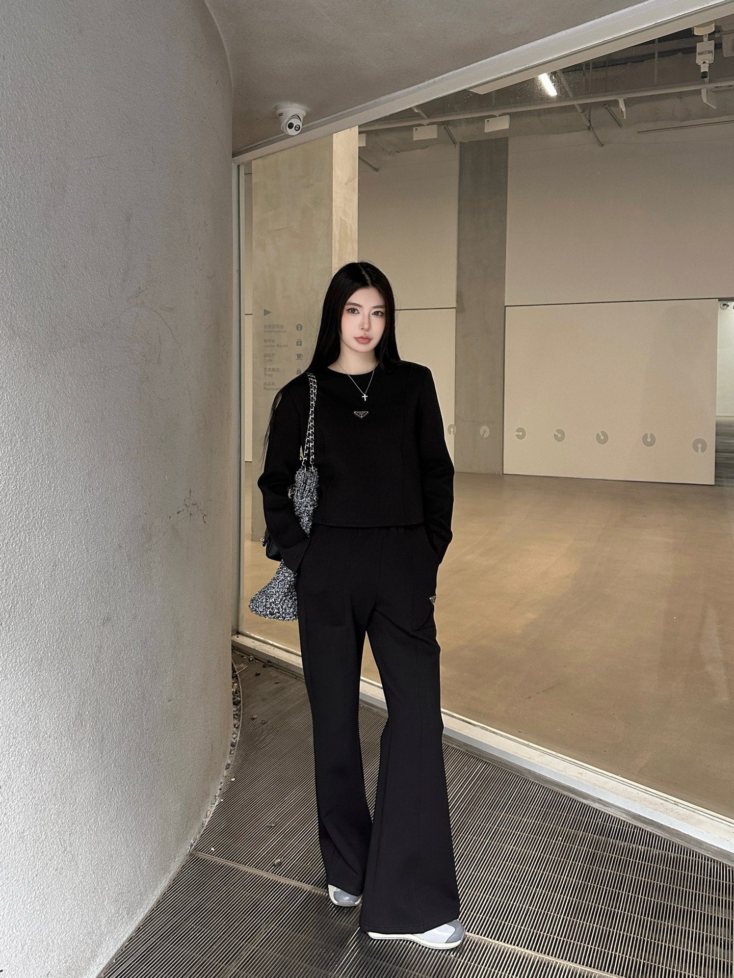 PRA* 25SS Cropped Top + Elastic Waist Flared Pants Set