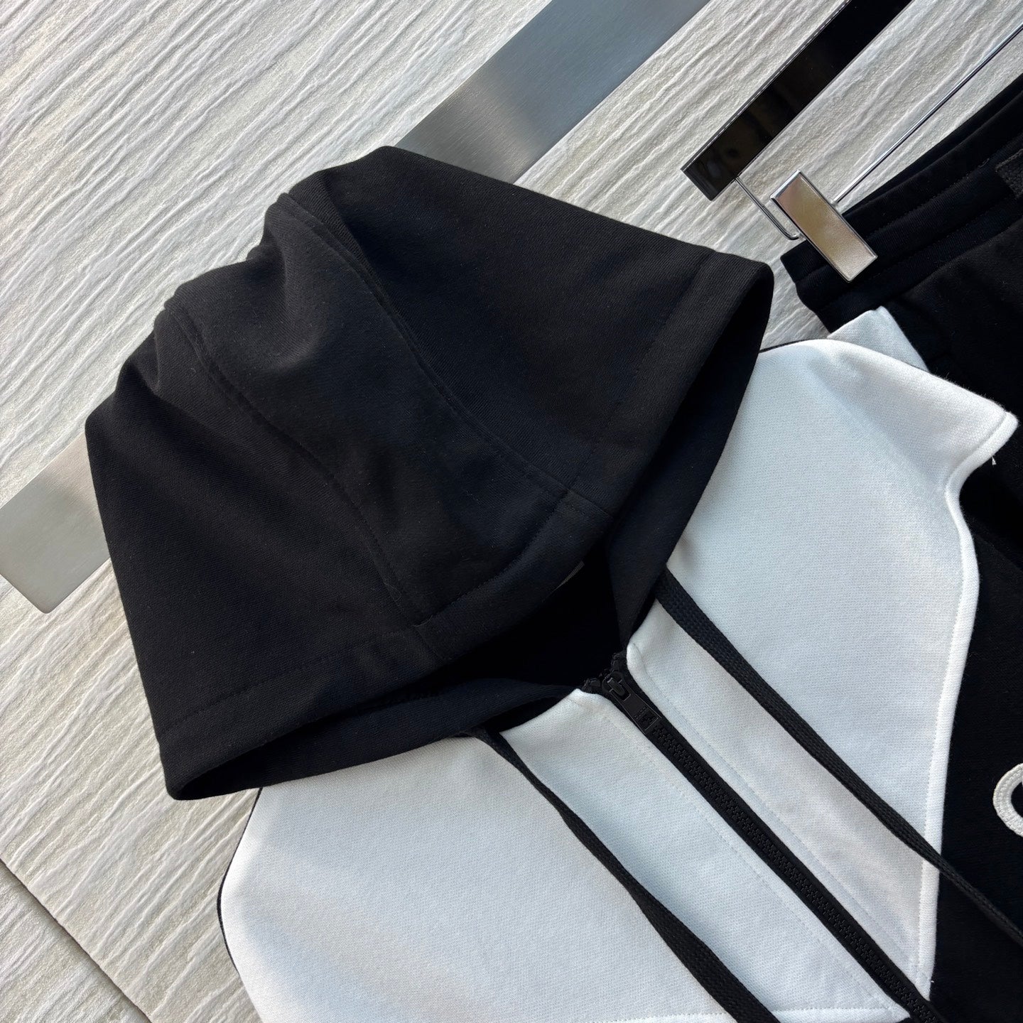 GUC* 25SS Zipper Jacket + High Waist Casual Pants