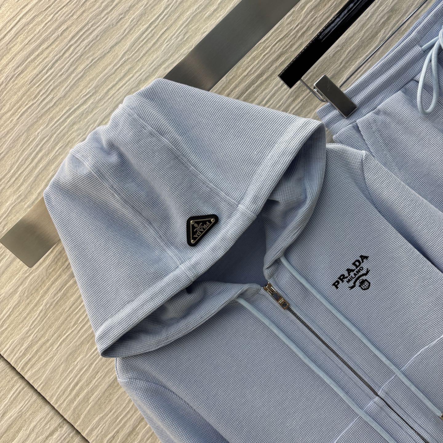 PRA* 25 Hoodies + Elastic Shorts