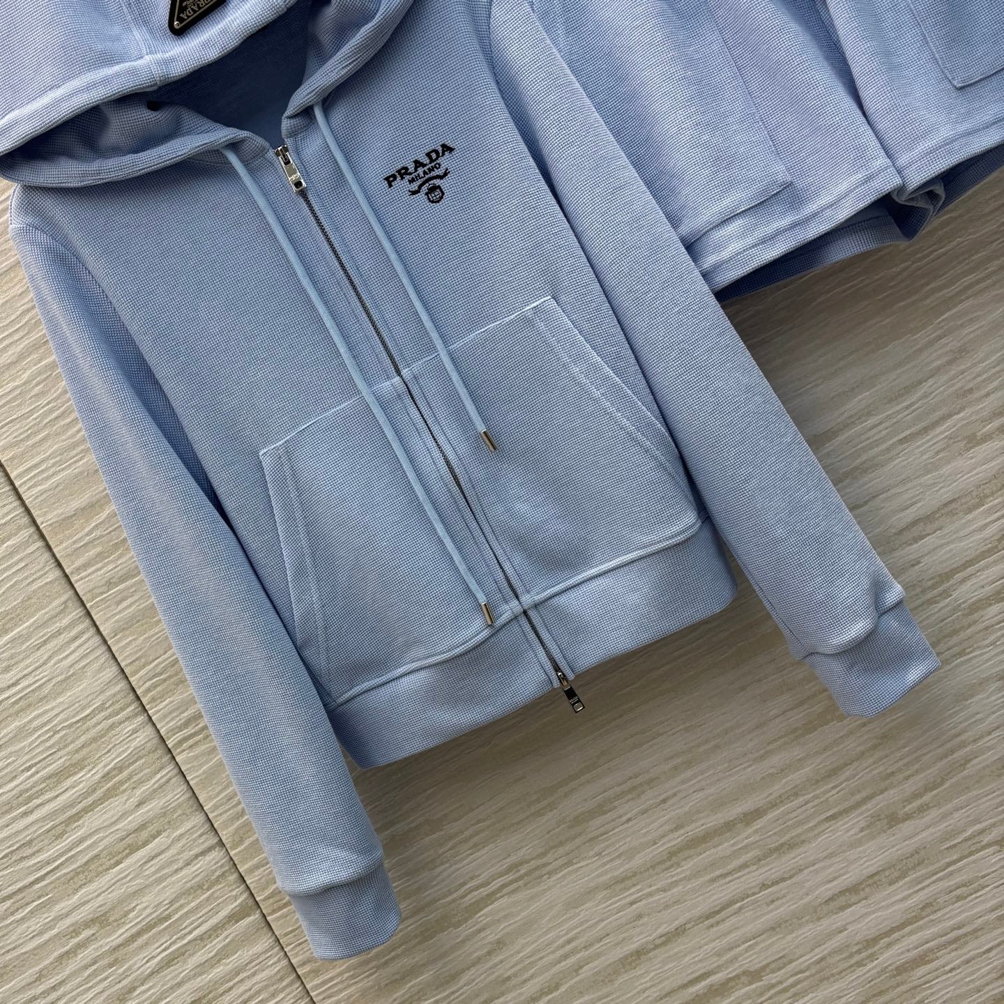 PRA* 25 Hoodies + Elastic Shorts