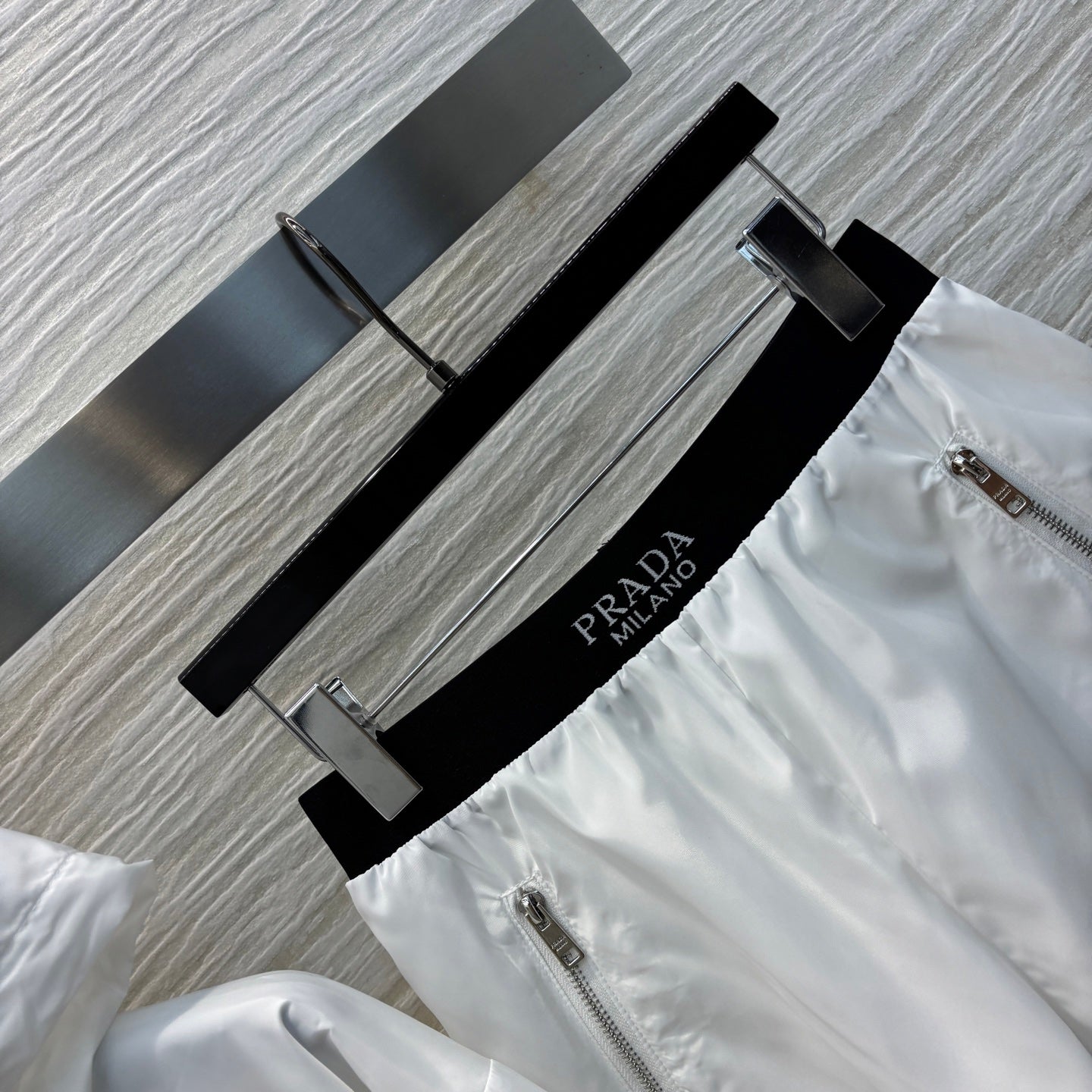 PRA* 25SS Hooded Zipper Jacket + High Waist Shorts Set