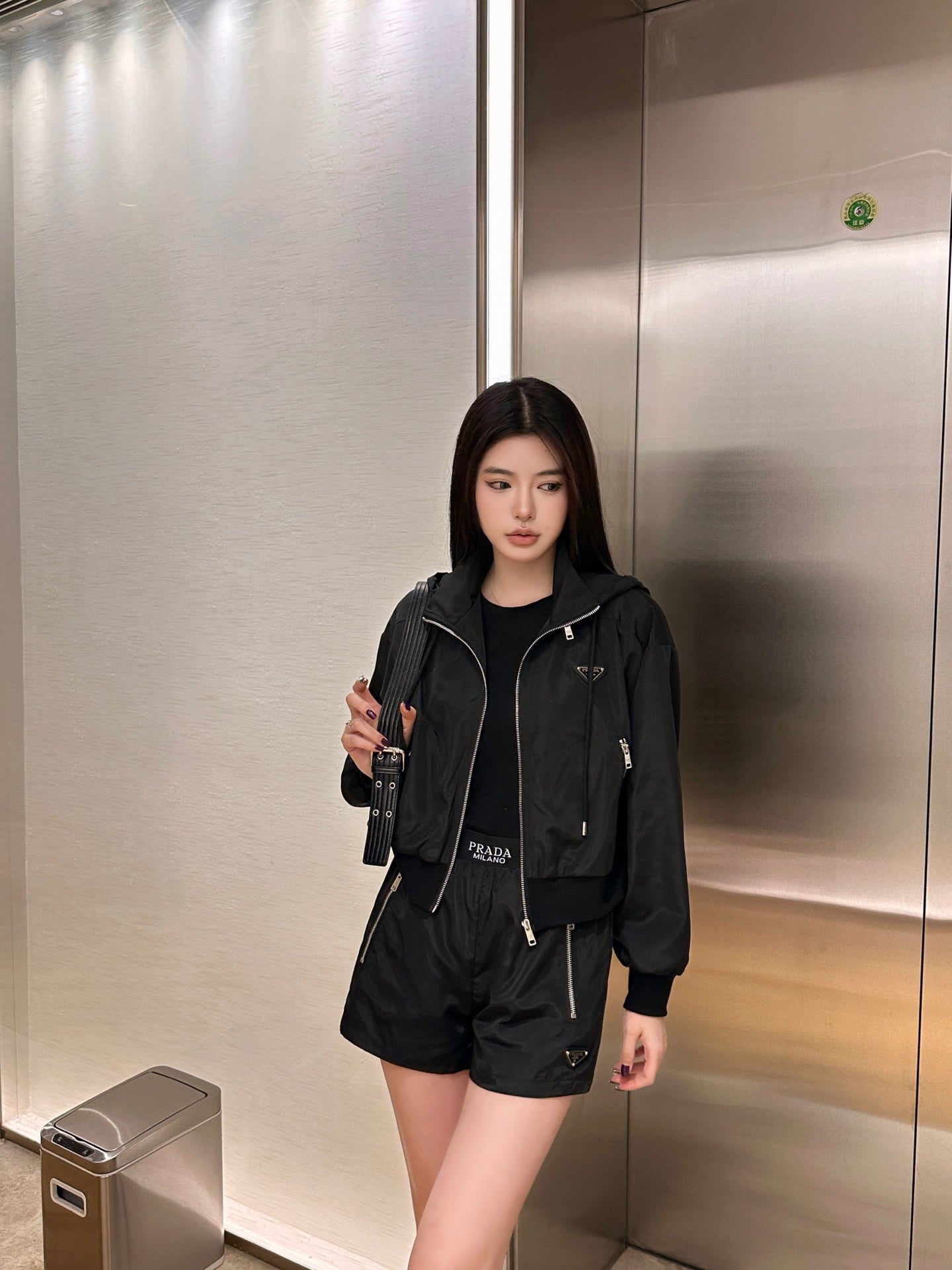 PRA* 25SS Hooded Zipper Jacket + High Waist Shorts Set