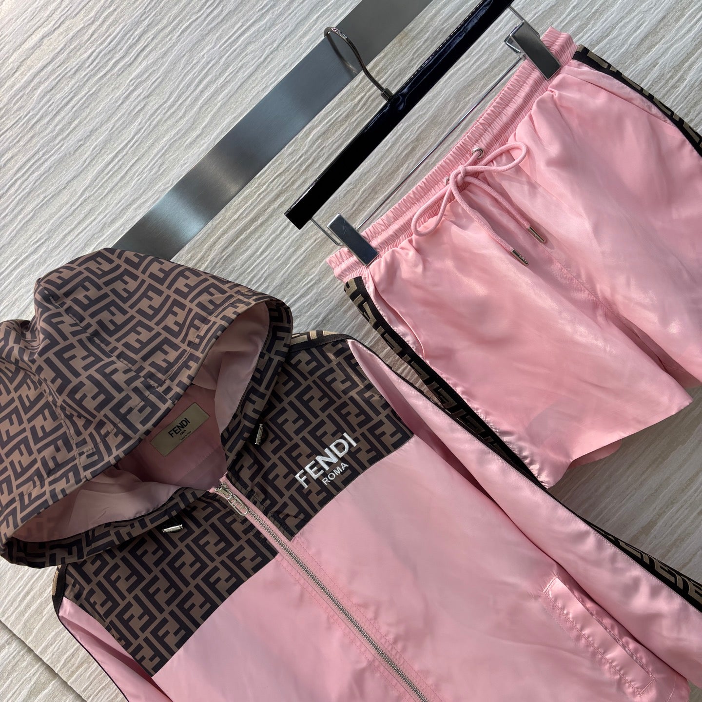 FED* 25SS Hooded Zipper Jacket + Shorts Set