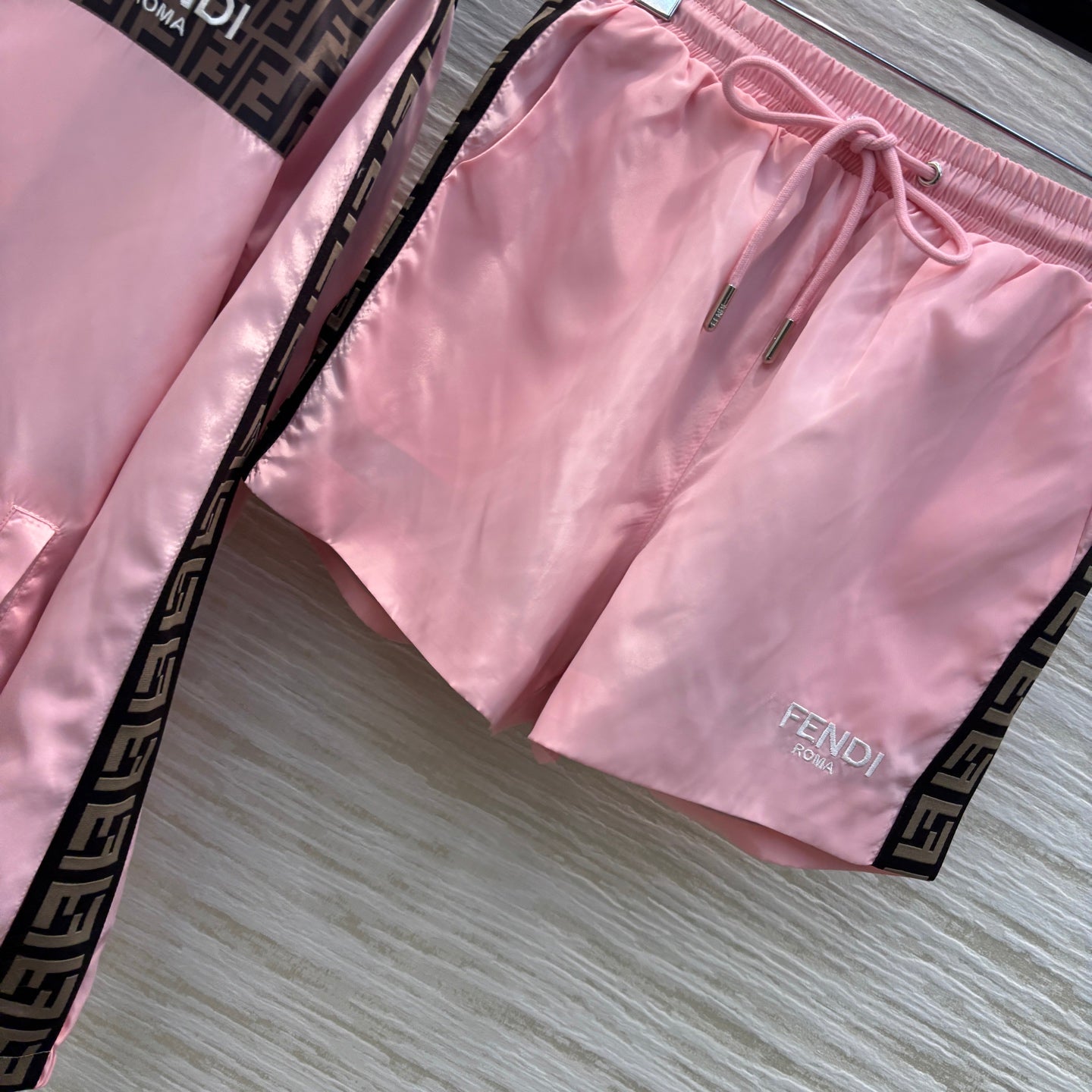 FED* 25SS Hooded Zipper Jacket + Shorts Set