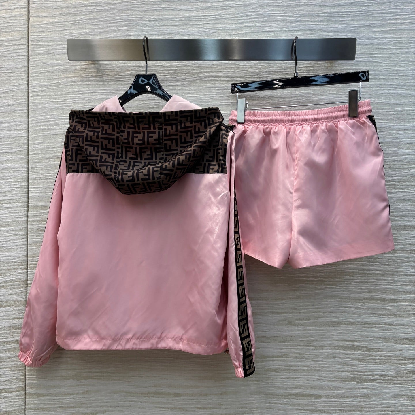 FED* 25SS Hooded Zipper Jacket + Shorts Set