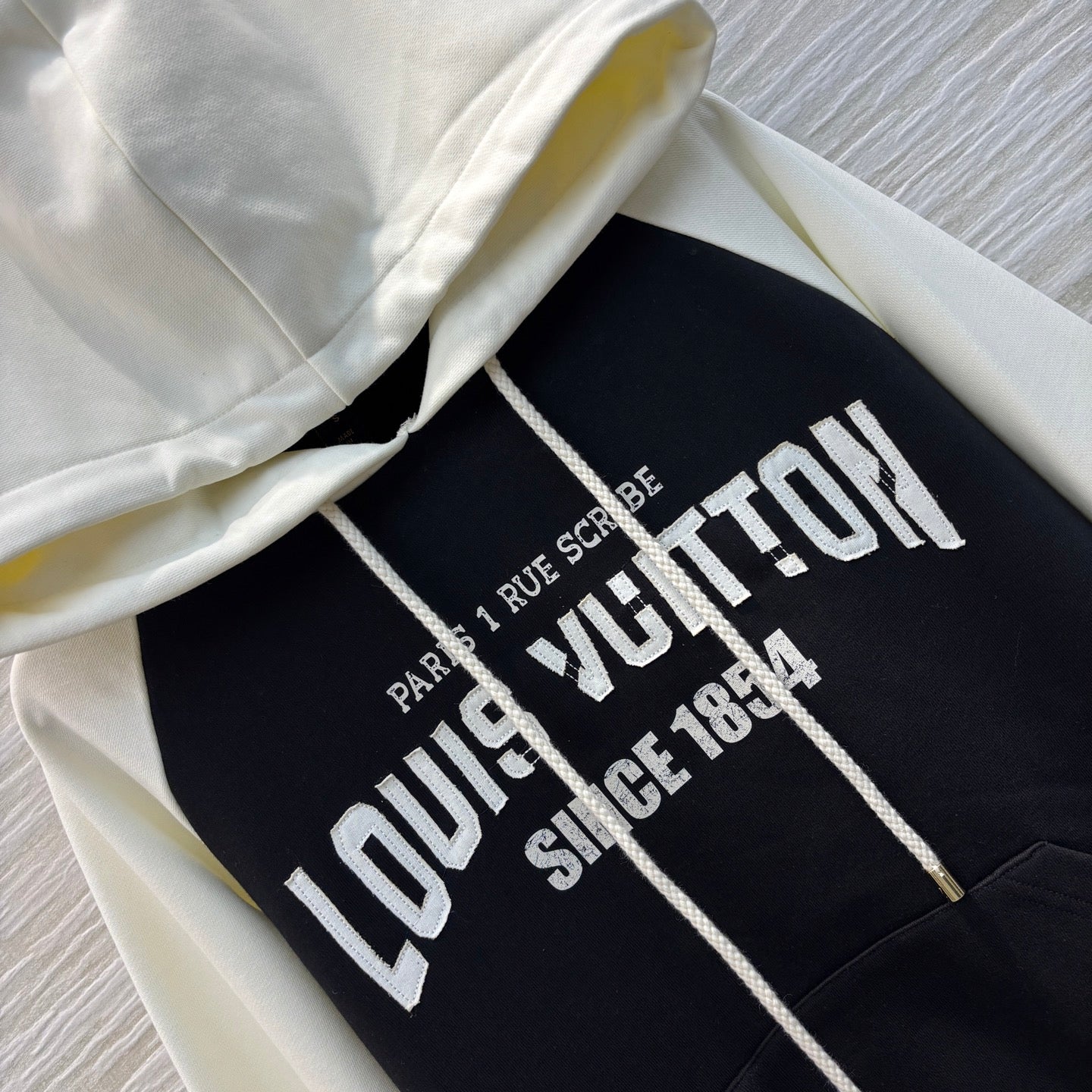 LOU* 25SS Hoodie