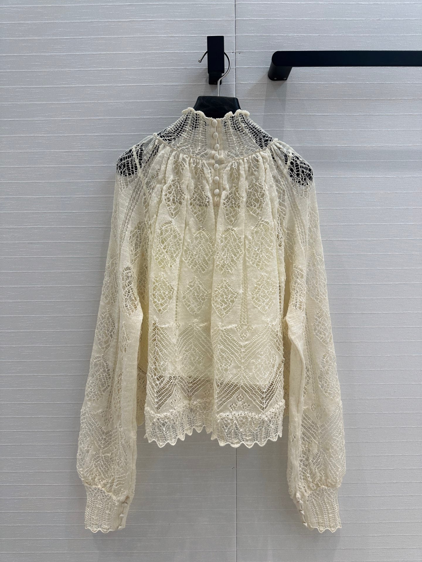 DIO* 25SS high collar hollow lace 2-piece set