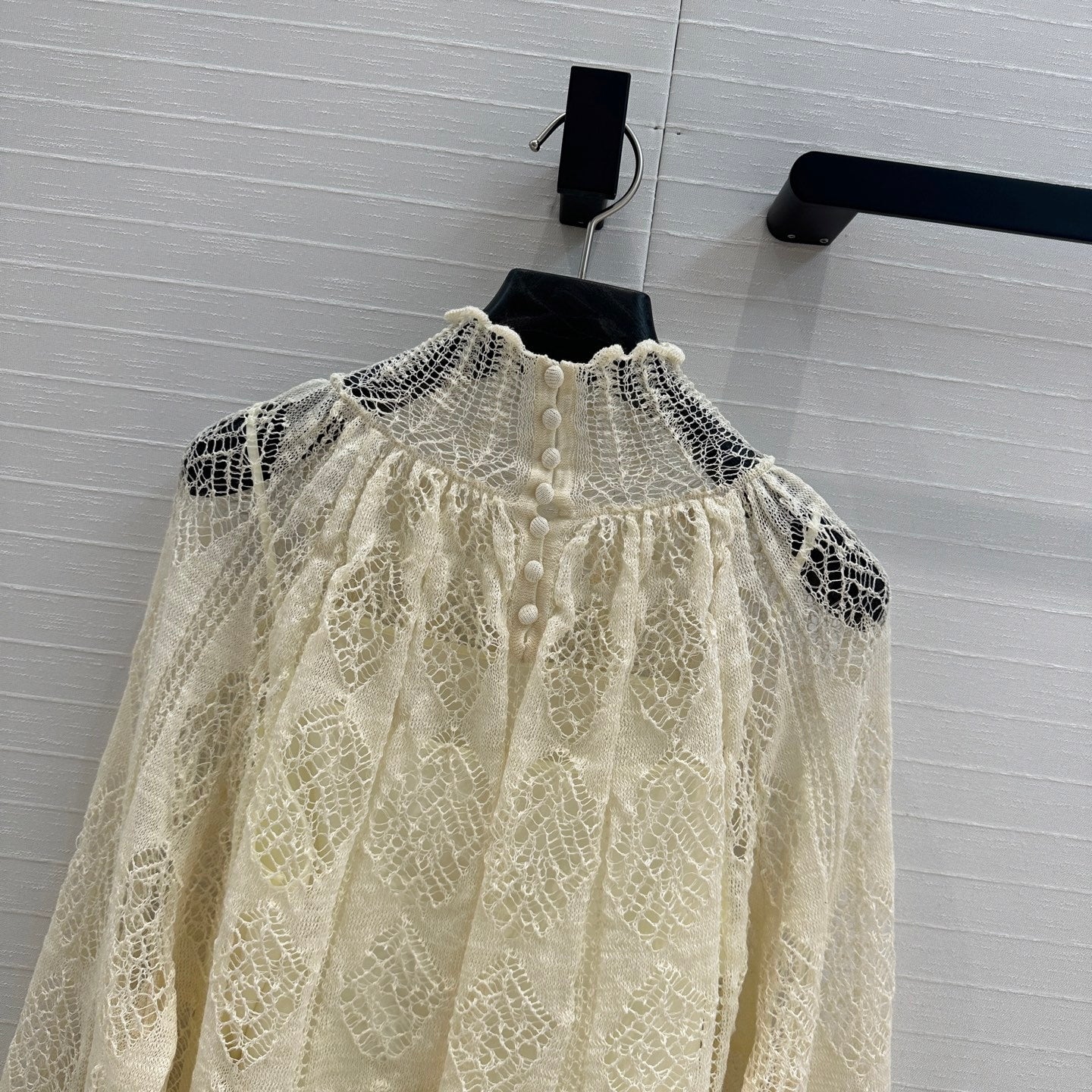 DIO* 25SS high collar hollow lace 2-piece set