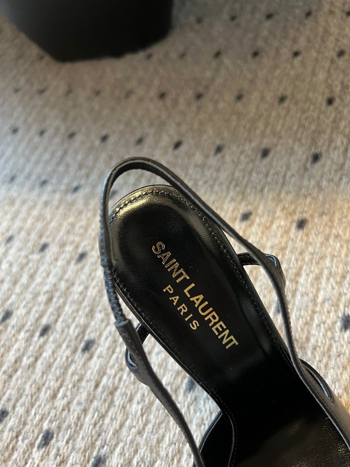 YSL*Metallic Toe Sandals