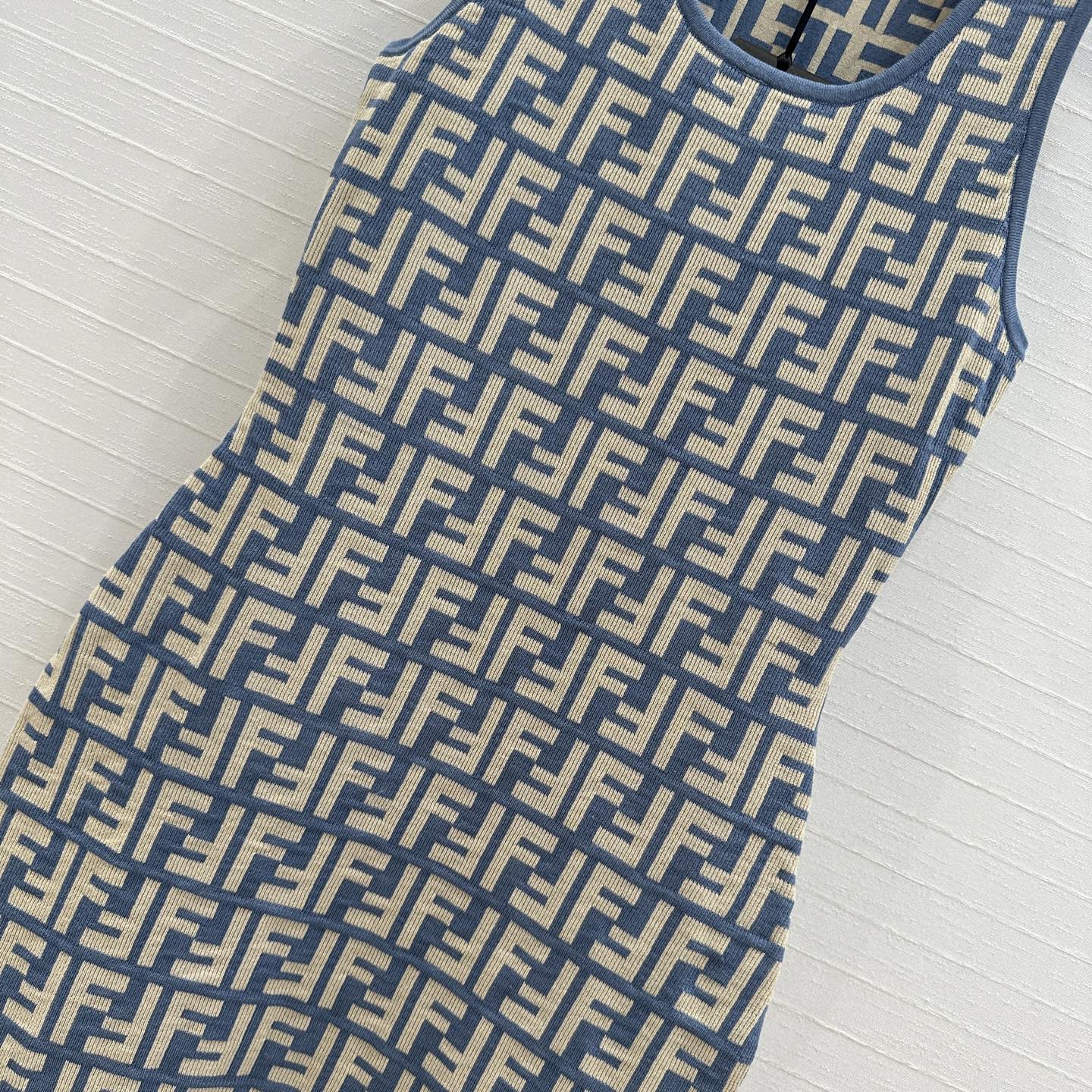 FEN* 25SS Slim Fit Maxi Dress