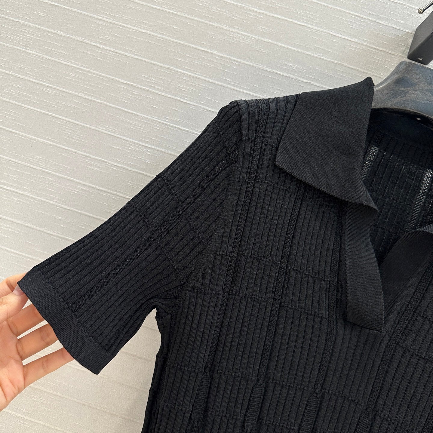 Hermè*25SS embossed jacquard knitted top