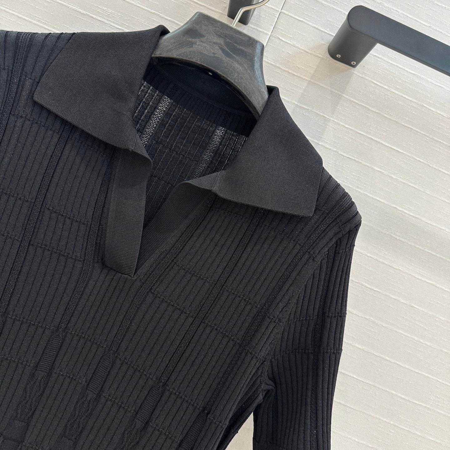 Hermè*25SS embossed jacquard knitted top