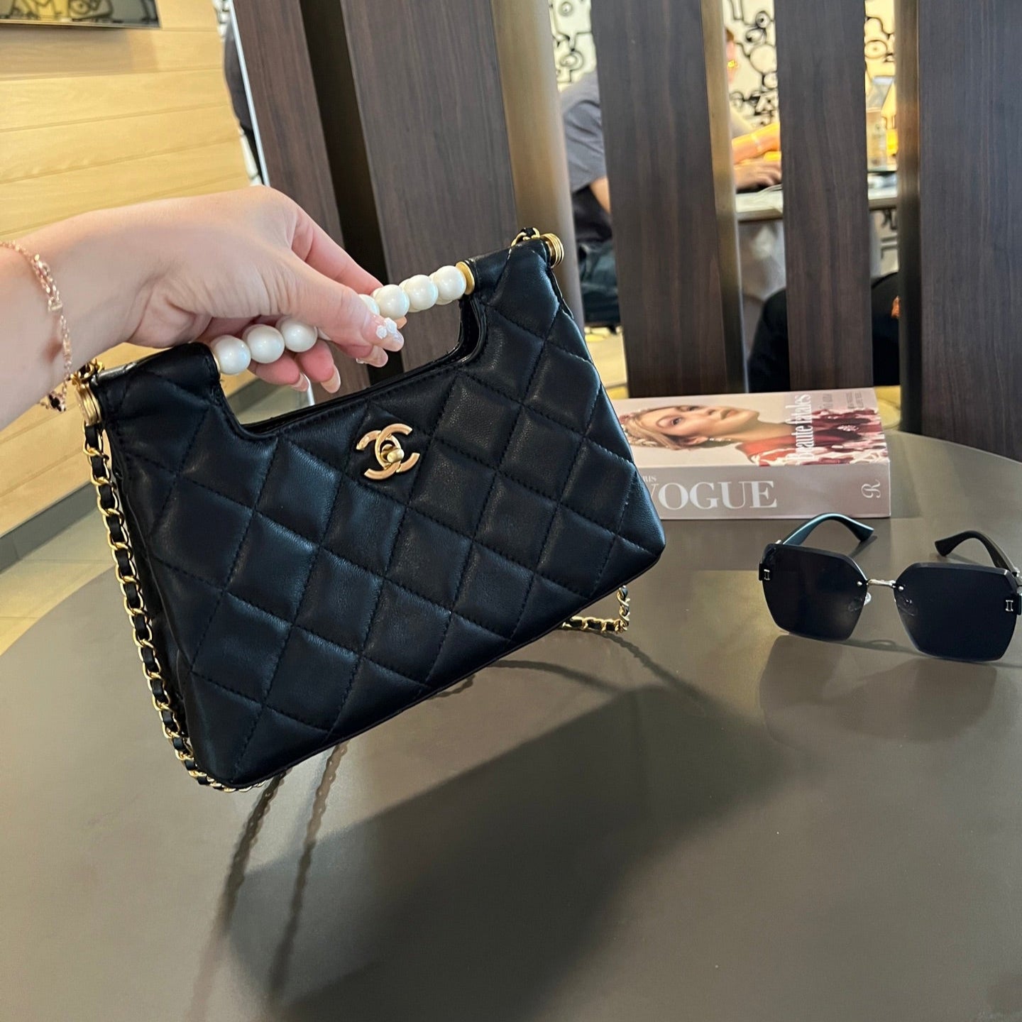 CHAN* 25SS Pearl Handle Bag