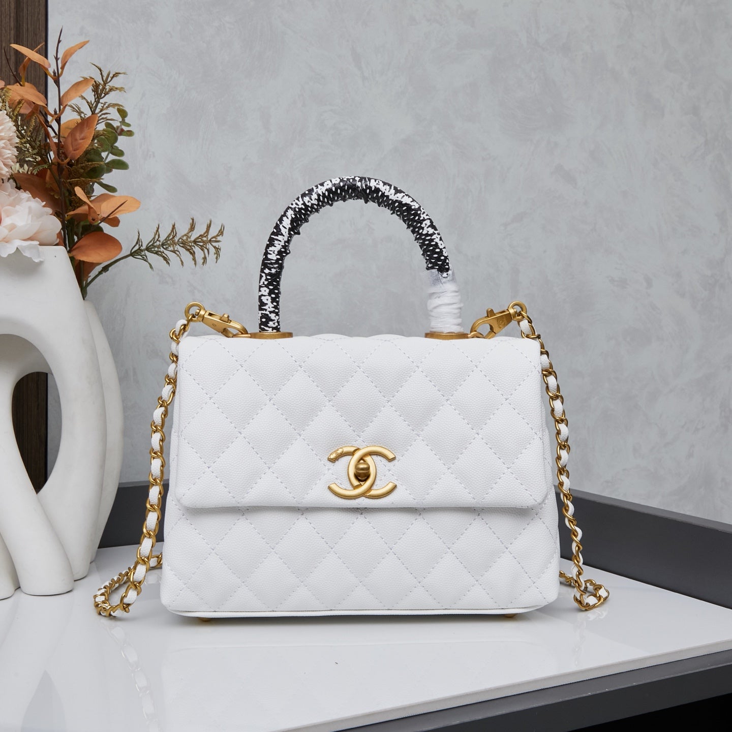 CHAN* 25SS HANDIE BAG