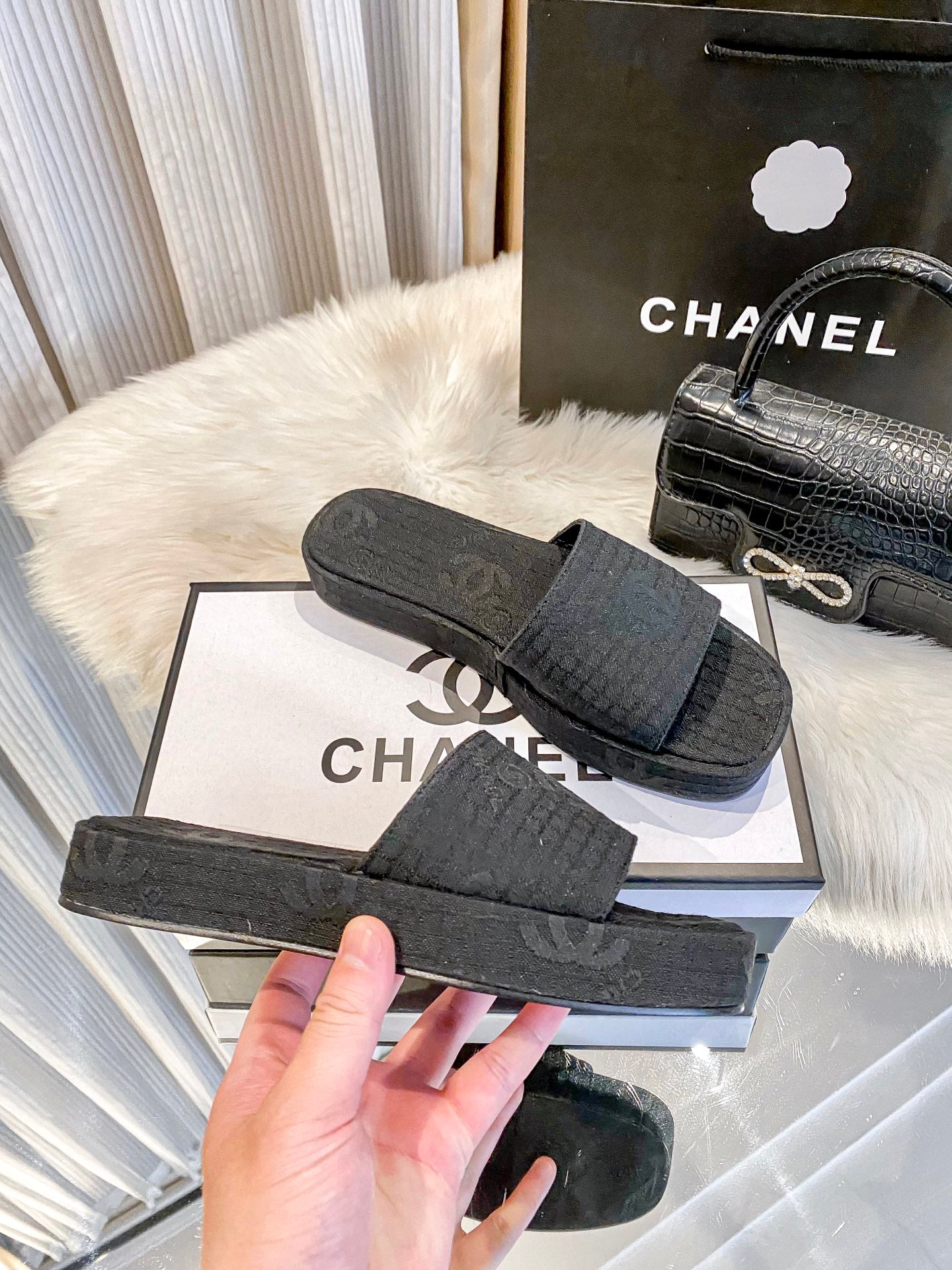 CHA* 25 new slippers