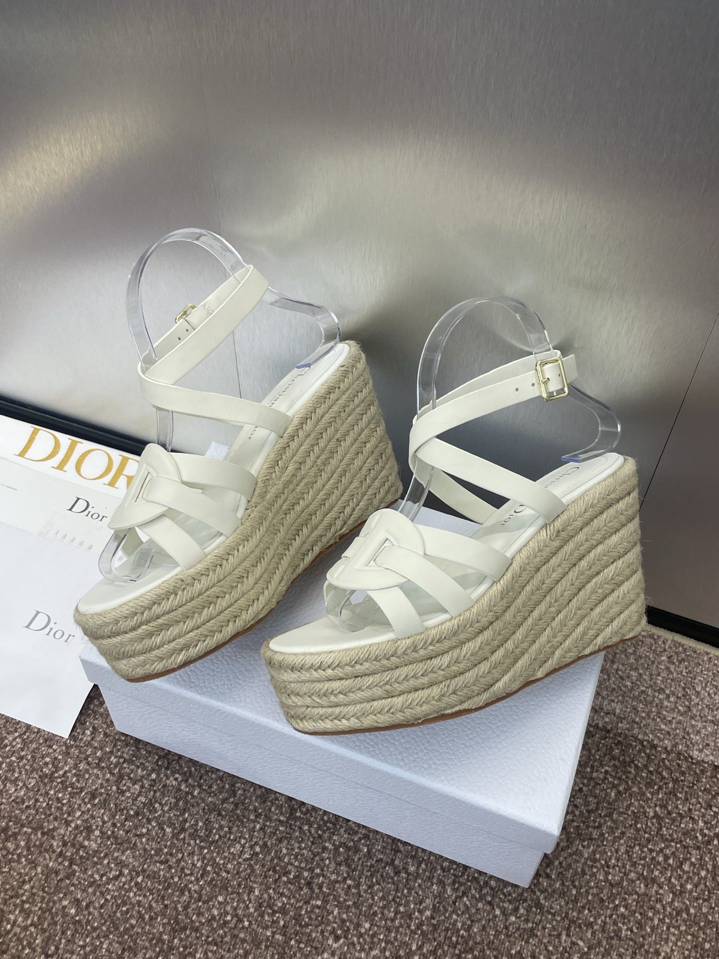 DIO* 25SSCD letter wedge sandals VIP