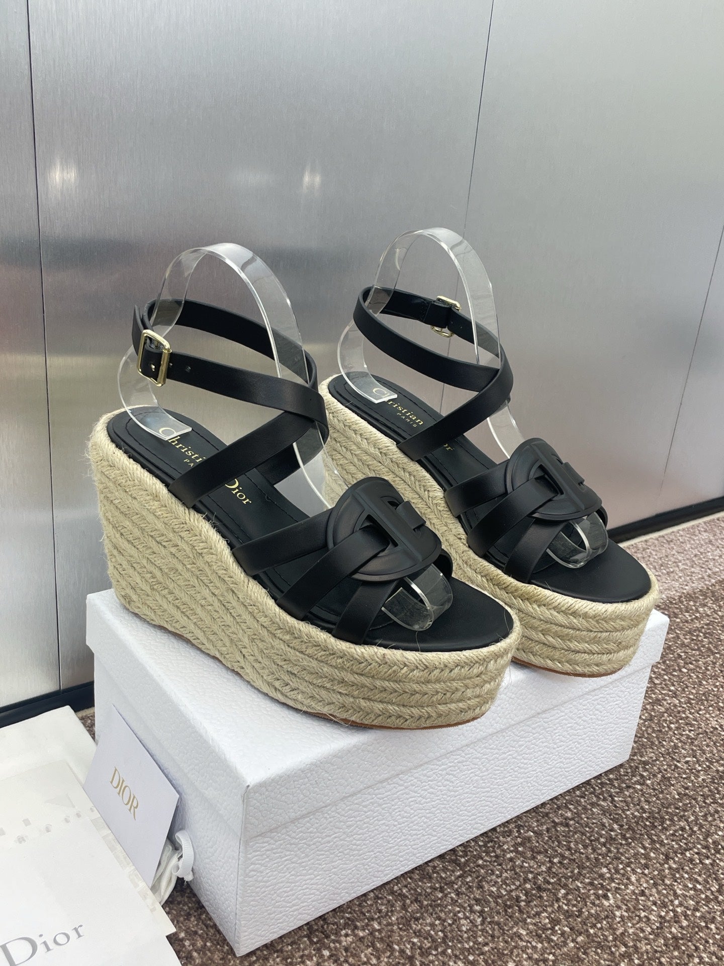 DIO* 25SSCD letter wedge sandals VIP