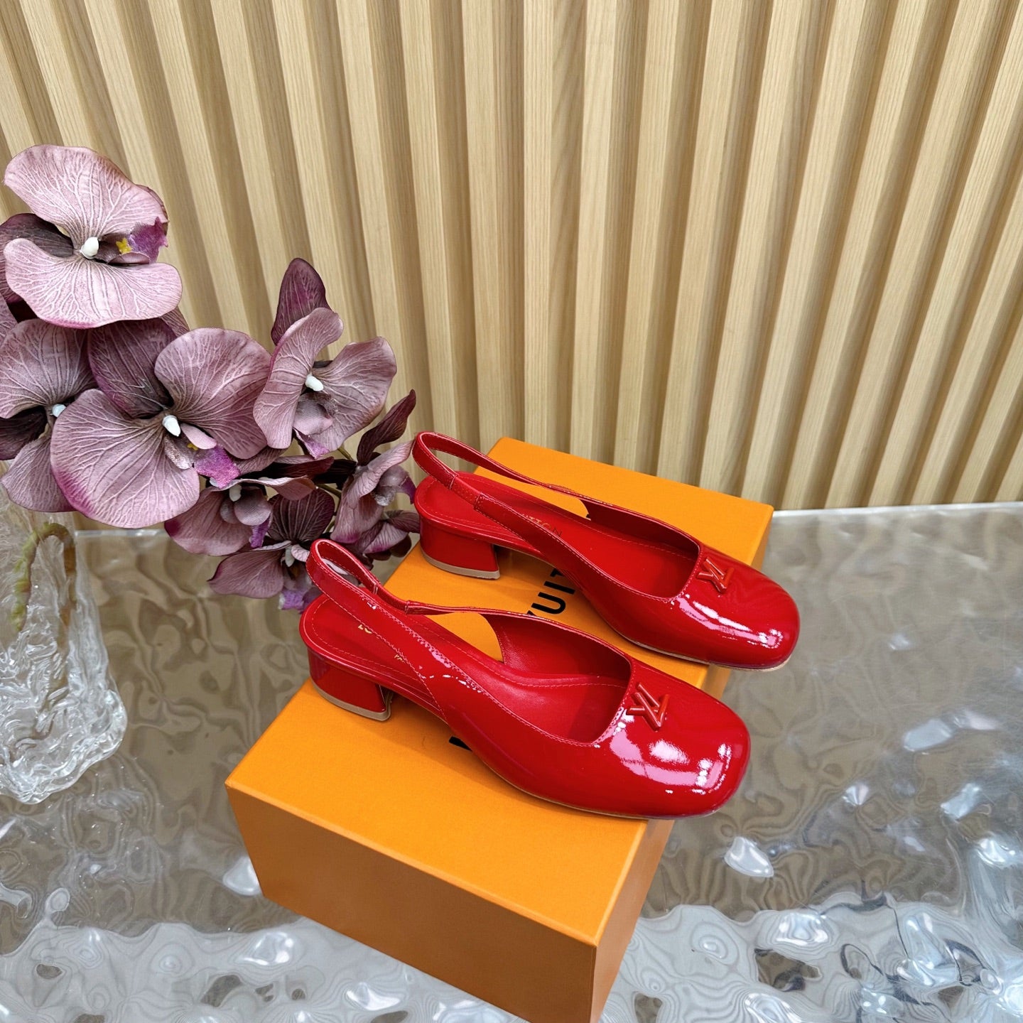 LOU* 25SS vintage sandals VIP