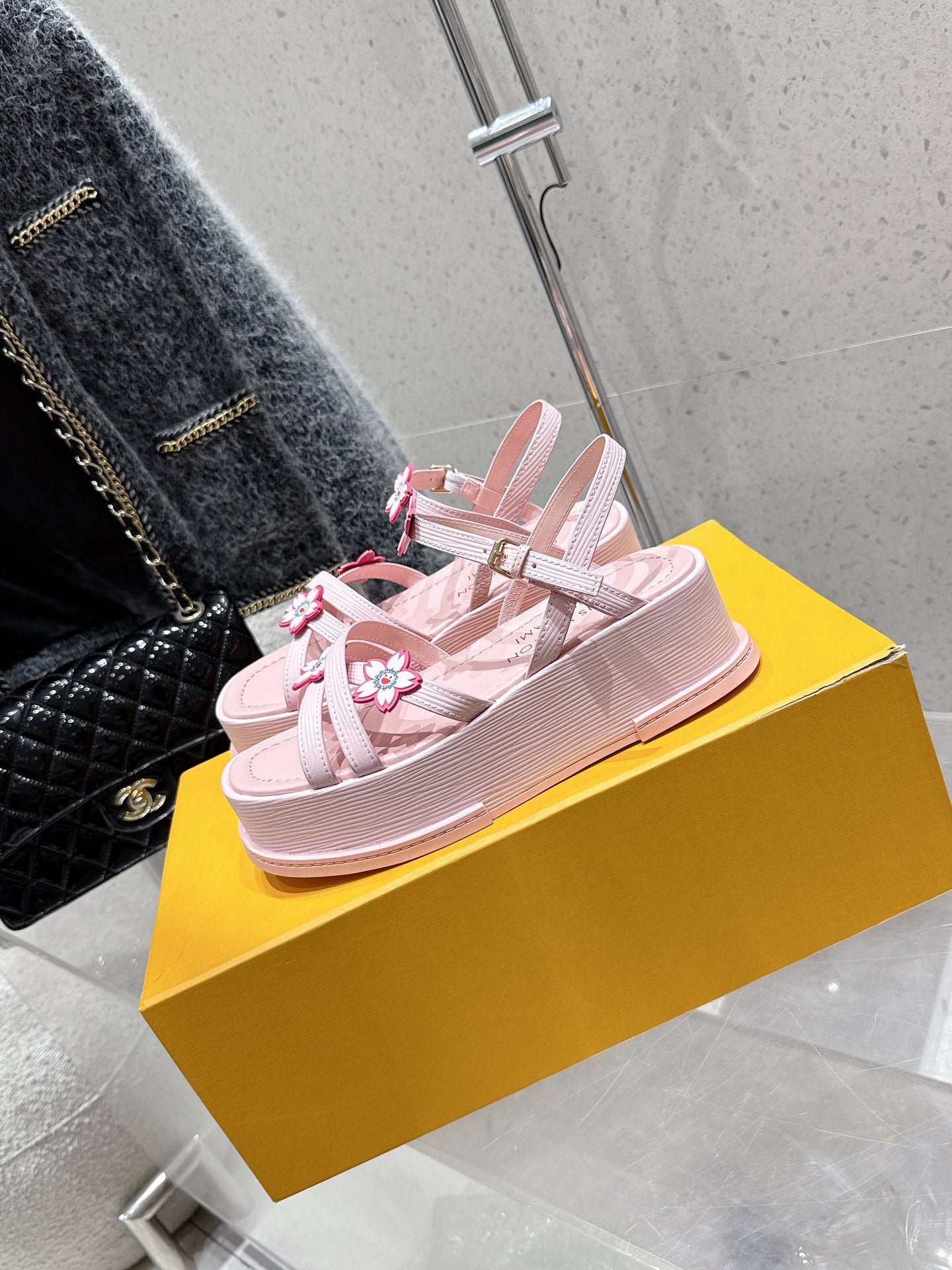 LOU* 25SS Platform Sandals VIP