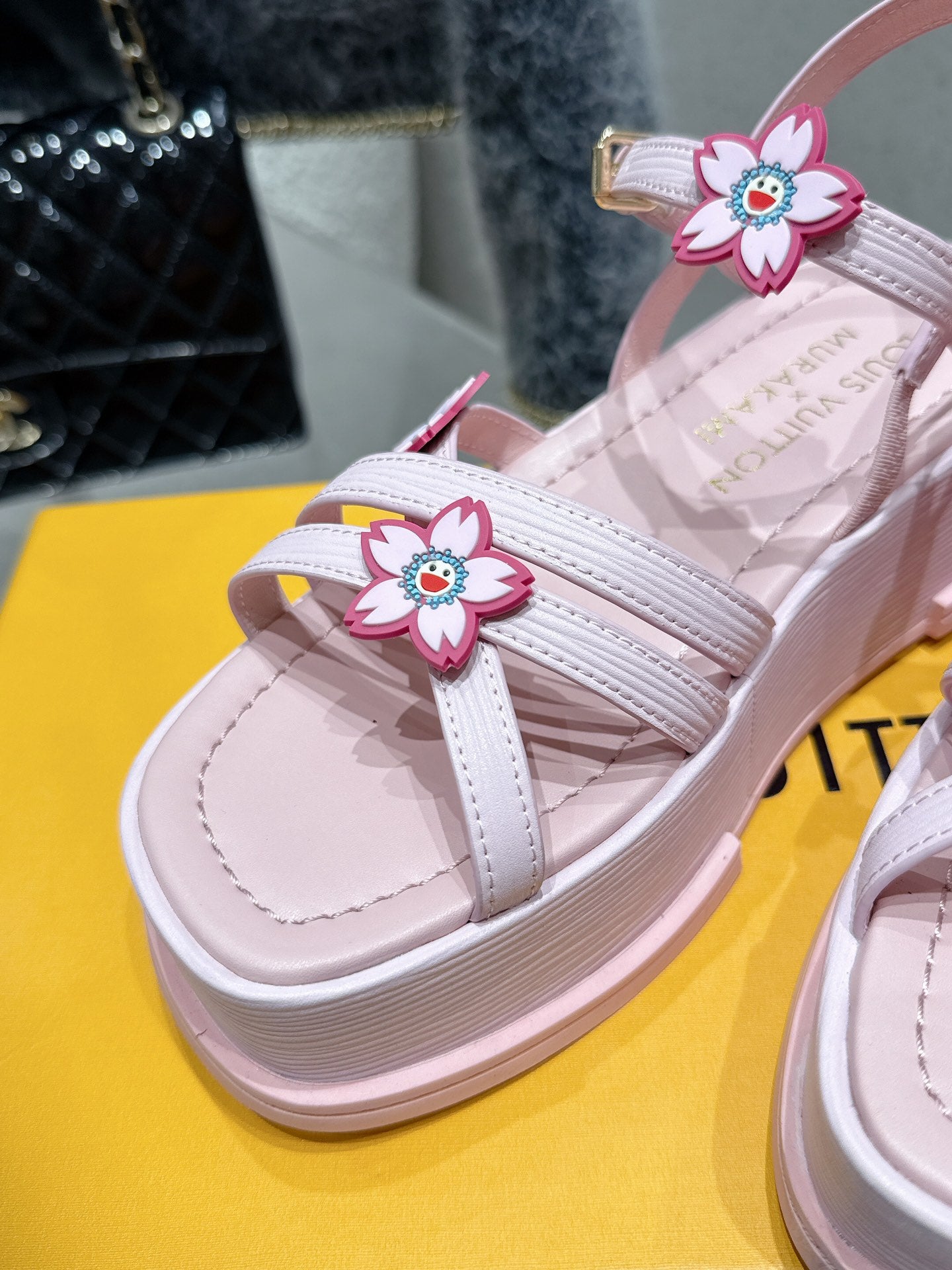 LOU* 25SS Platform Sandals VIP