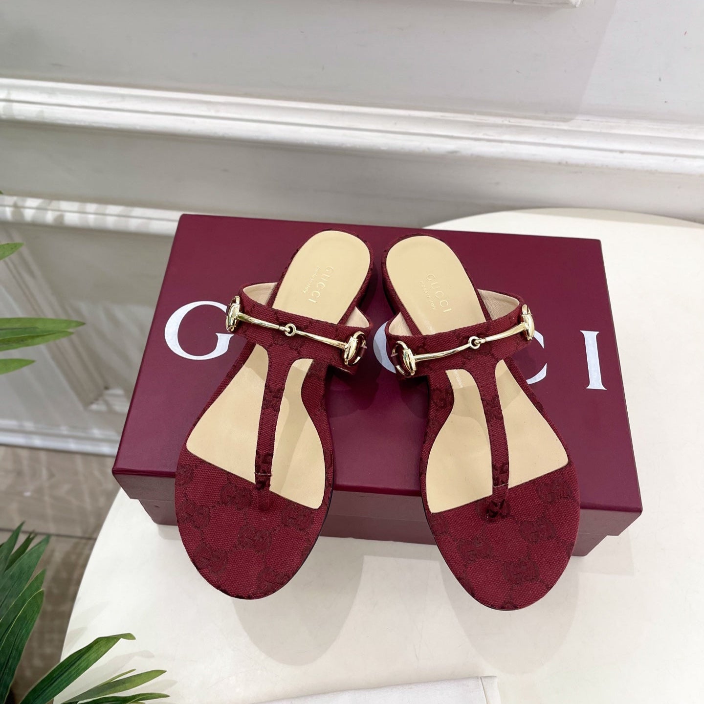 GU* 25SS Flip Flops VIP