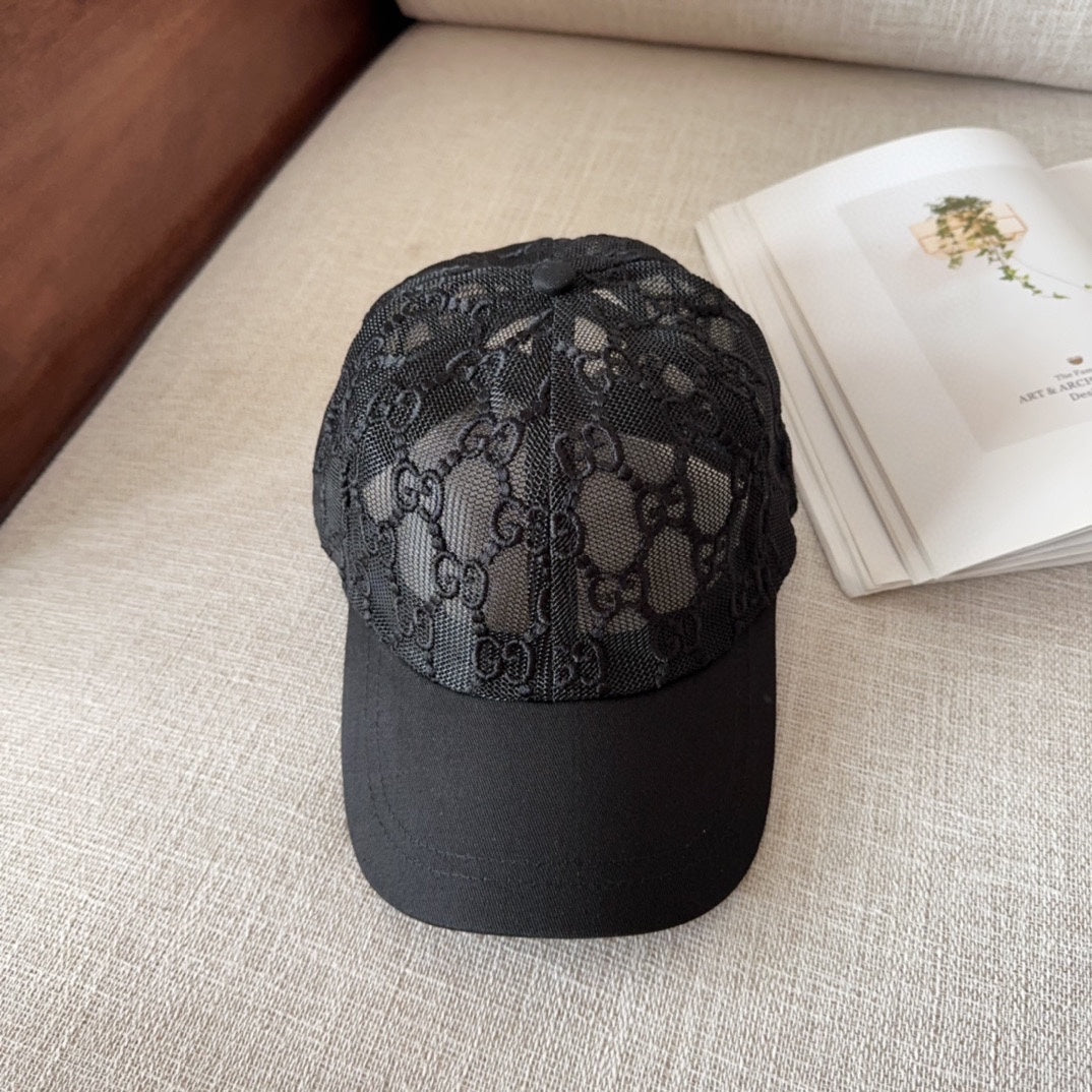 GU* 25SS Embroidered Baseball Cap