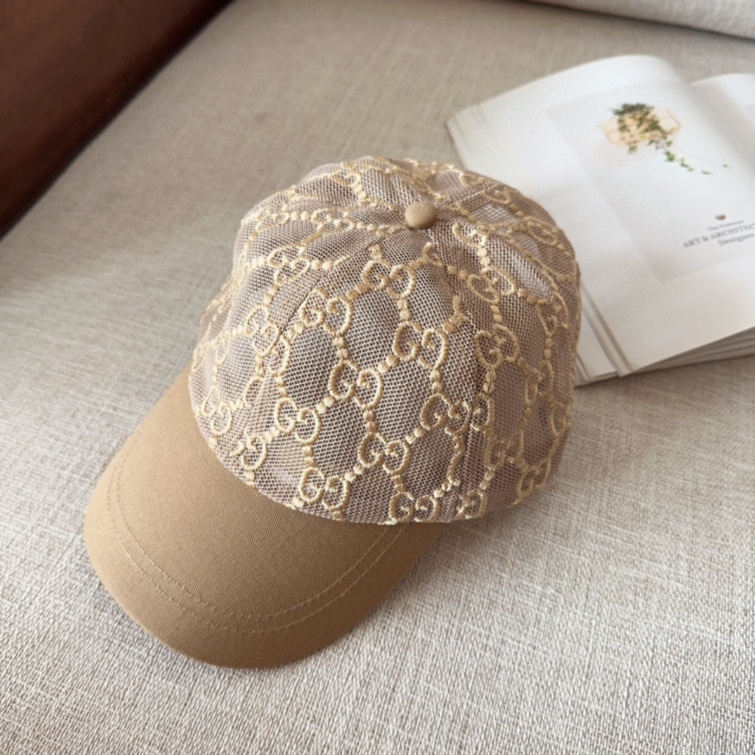 GU* 25SS Embroidered Baseball Cap