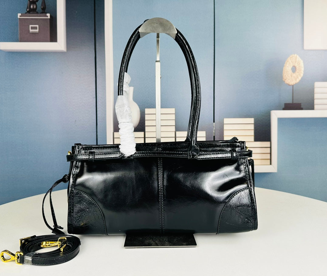 Top layer cowhide handbag
