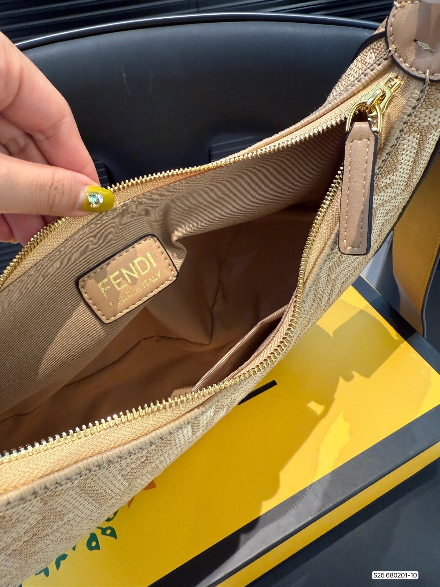 Fen *25SS Underarm Bag