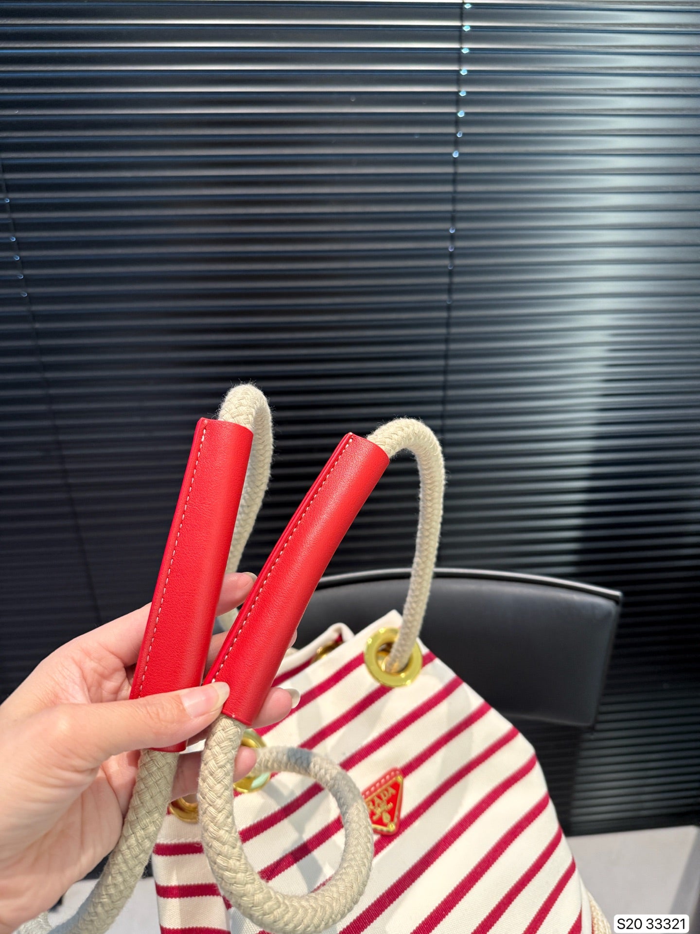 PRA* 25SS Bucket Bag