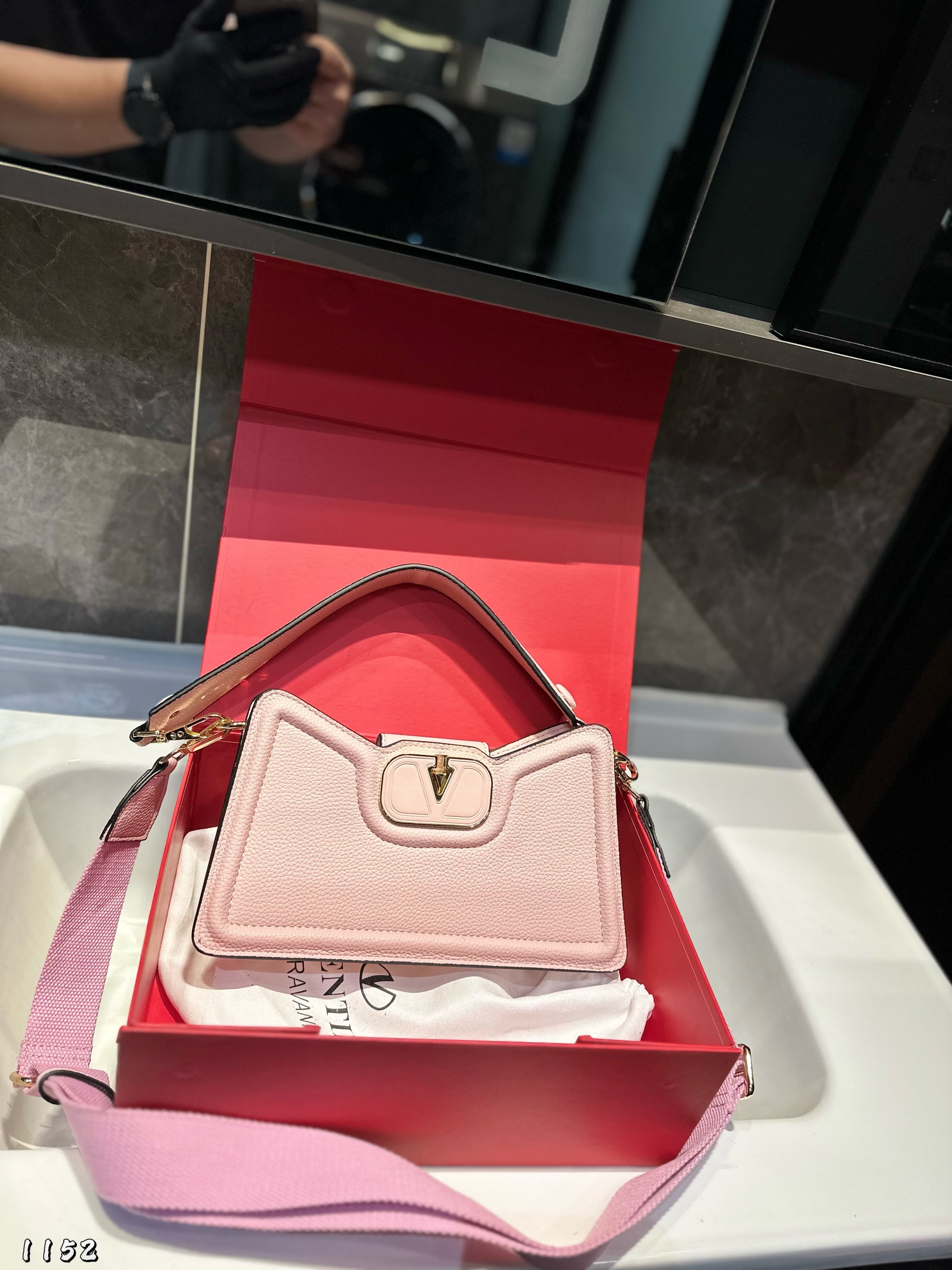 Valent* 25SS Crossbody Bag