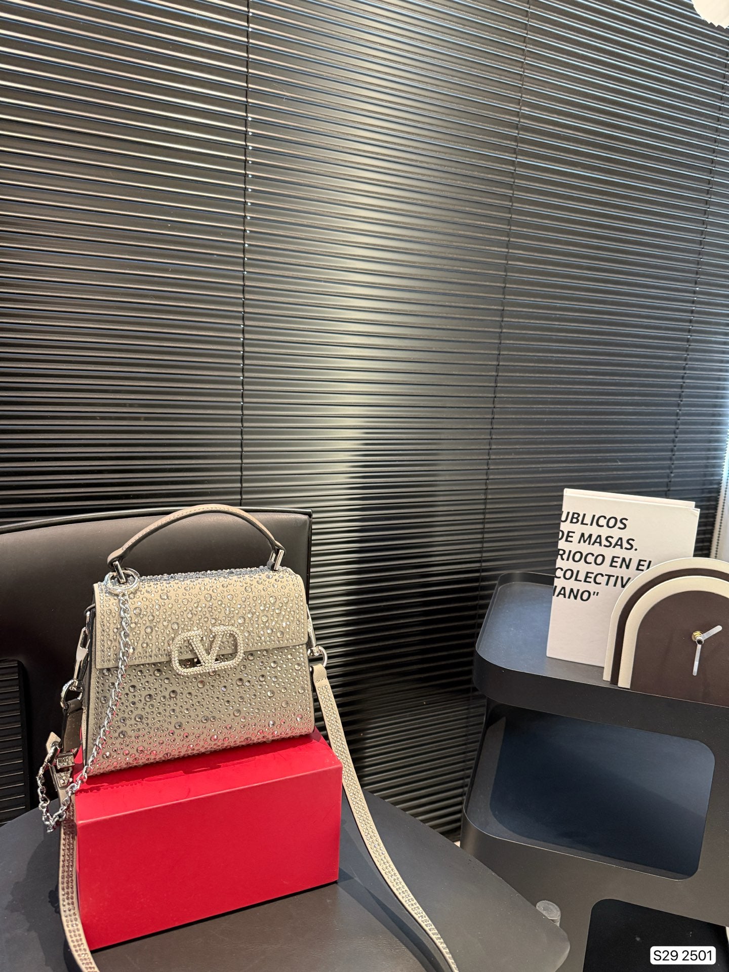 Valenti* 25SS diamond tote bag