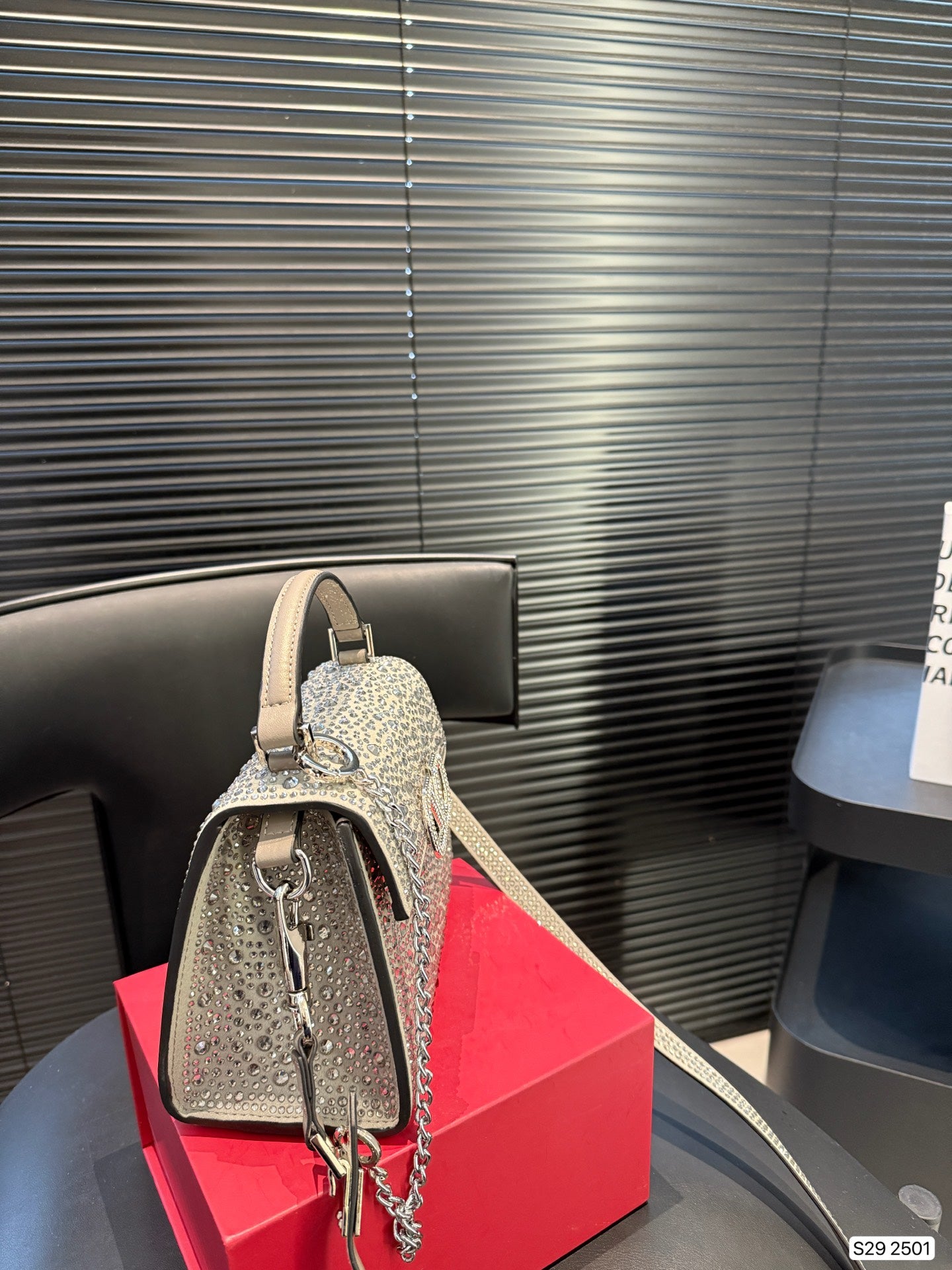 Valenti* 25SS diamond tote bag