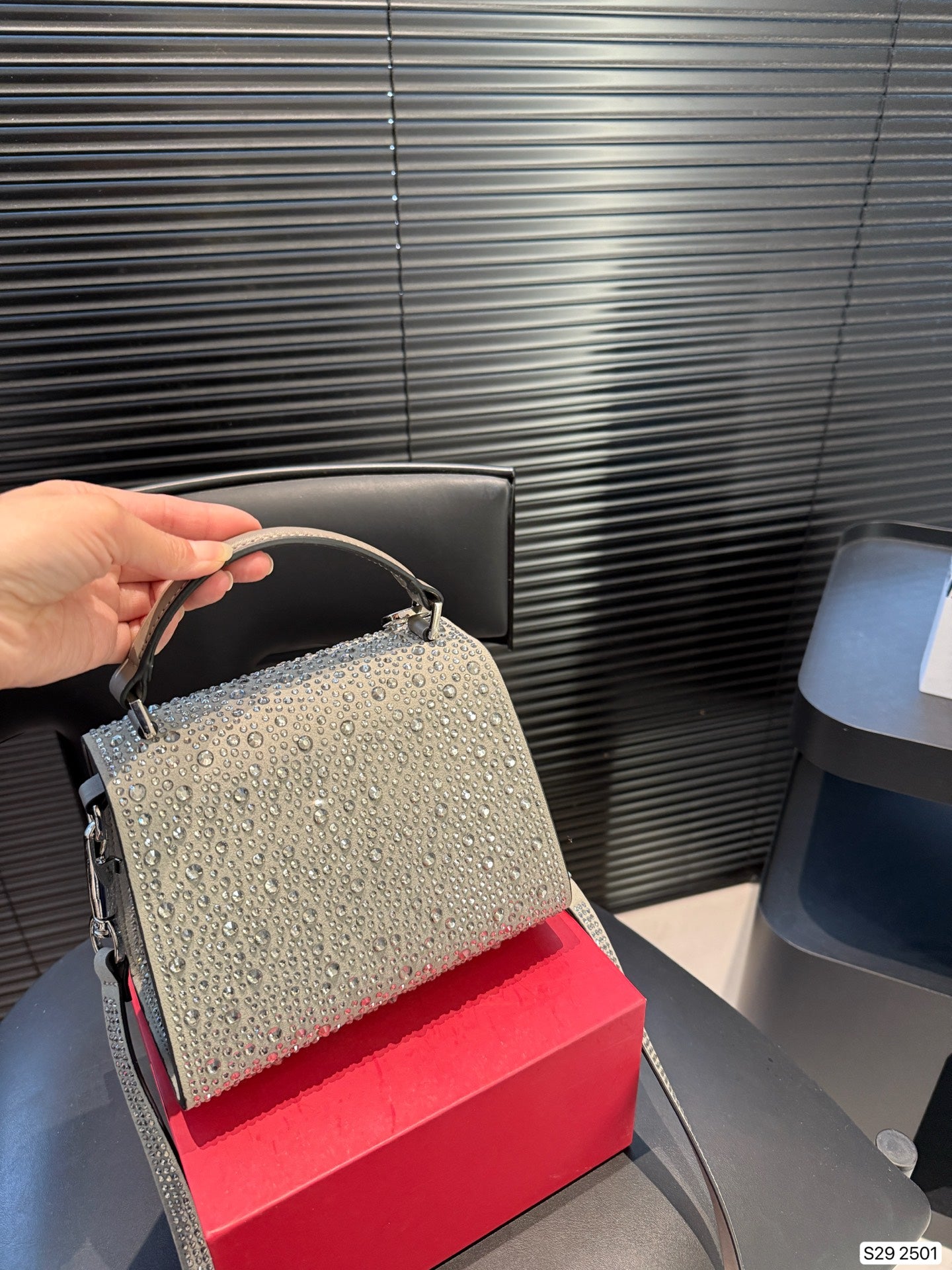 Valenti* 25SS diamond tote bag