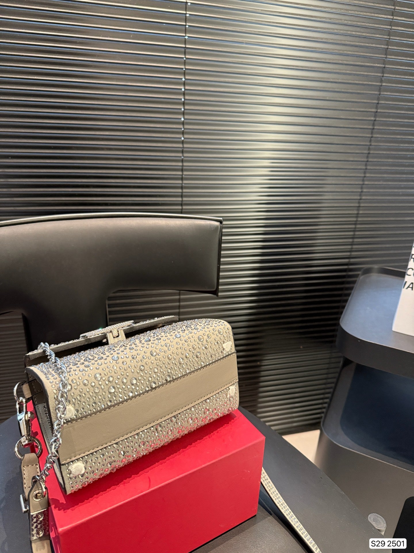 Valenti* 25SS diamond tote bag