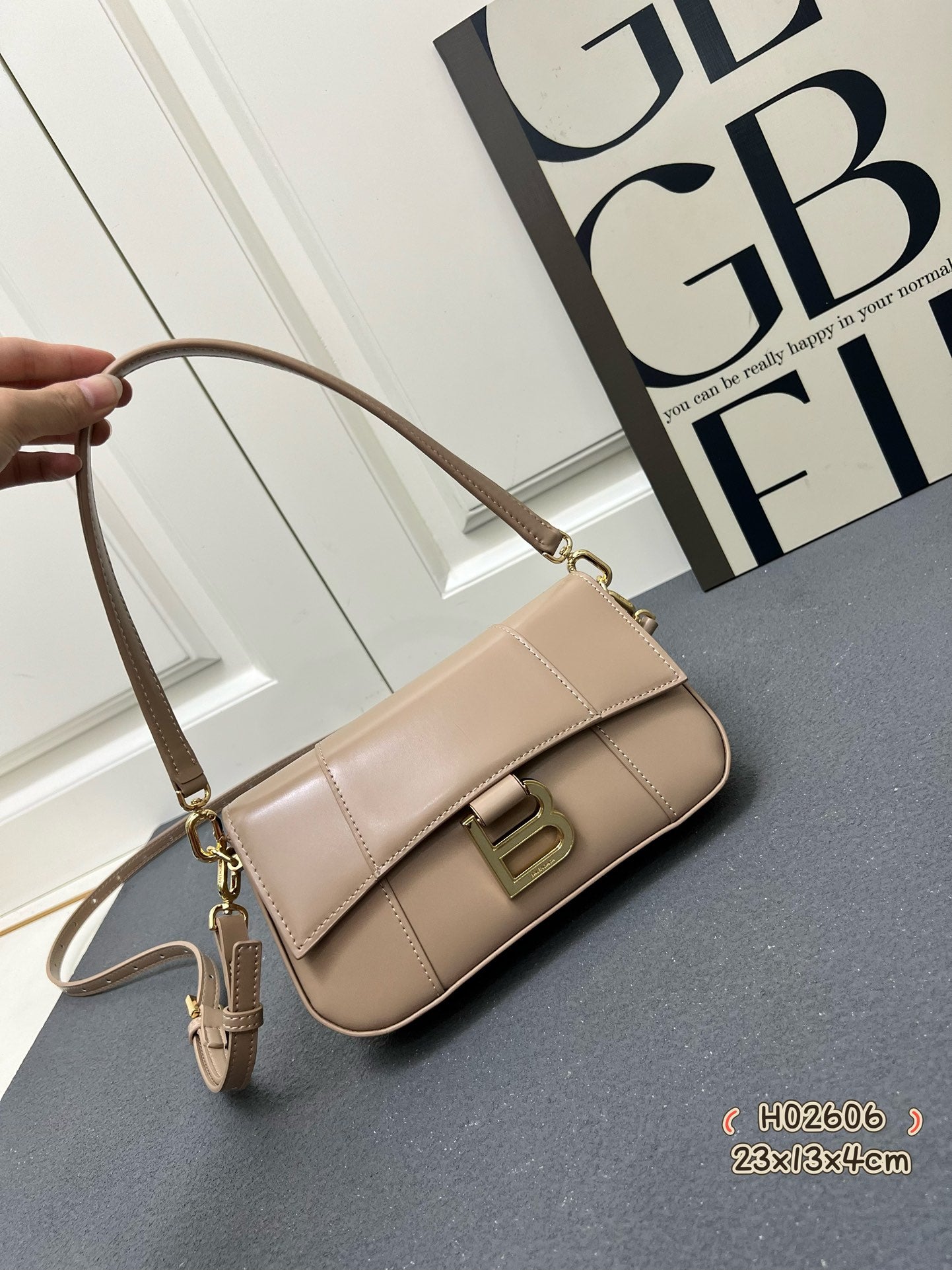 Balenci* 25SS Crossbody Bag