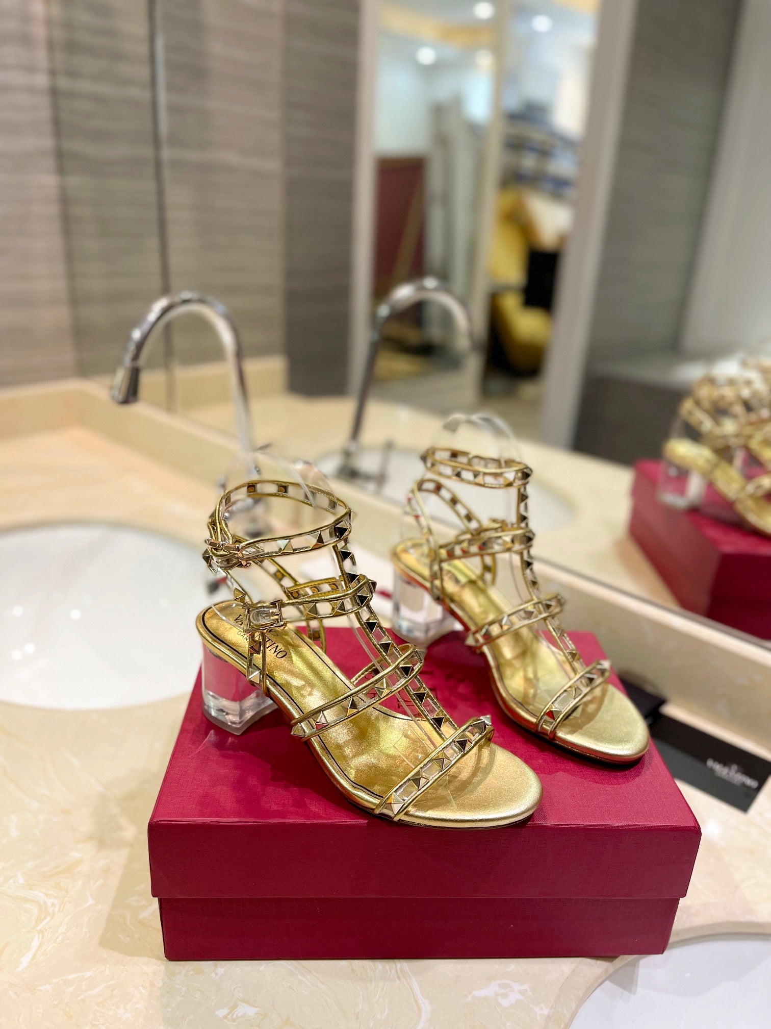 Valent* 25SS crystal heel slippers