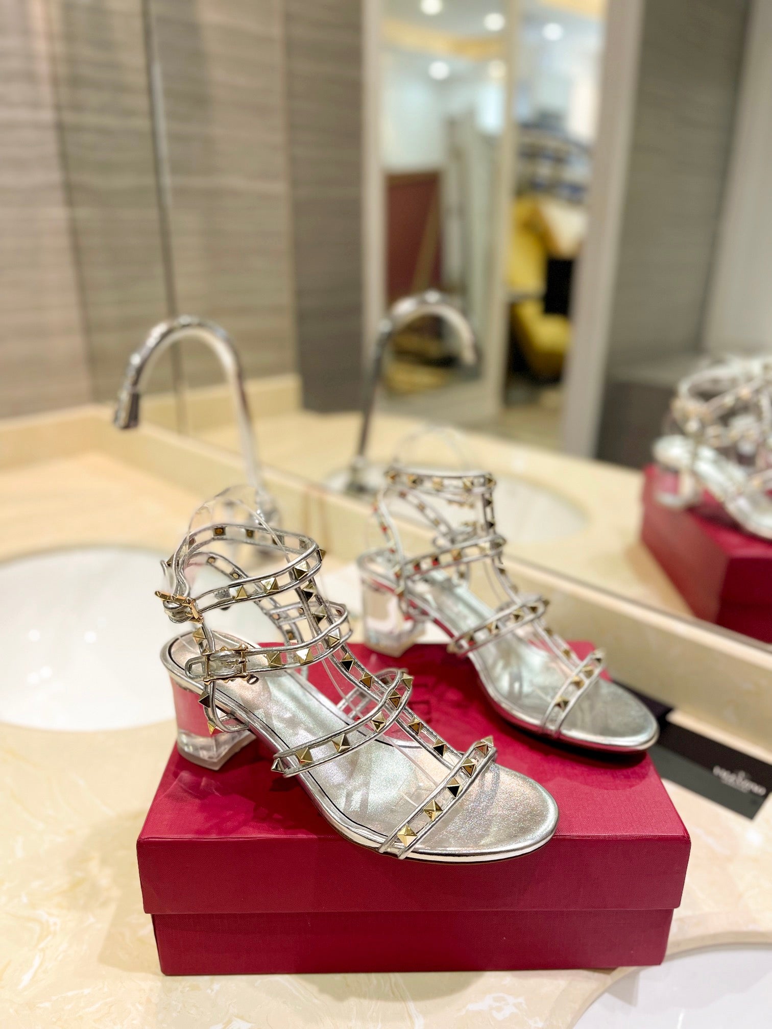 Valent* 25SS crystal heel slippers