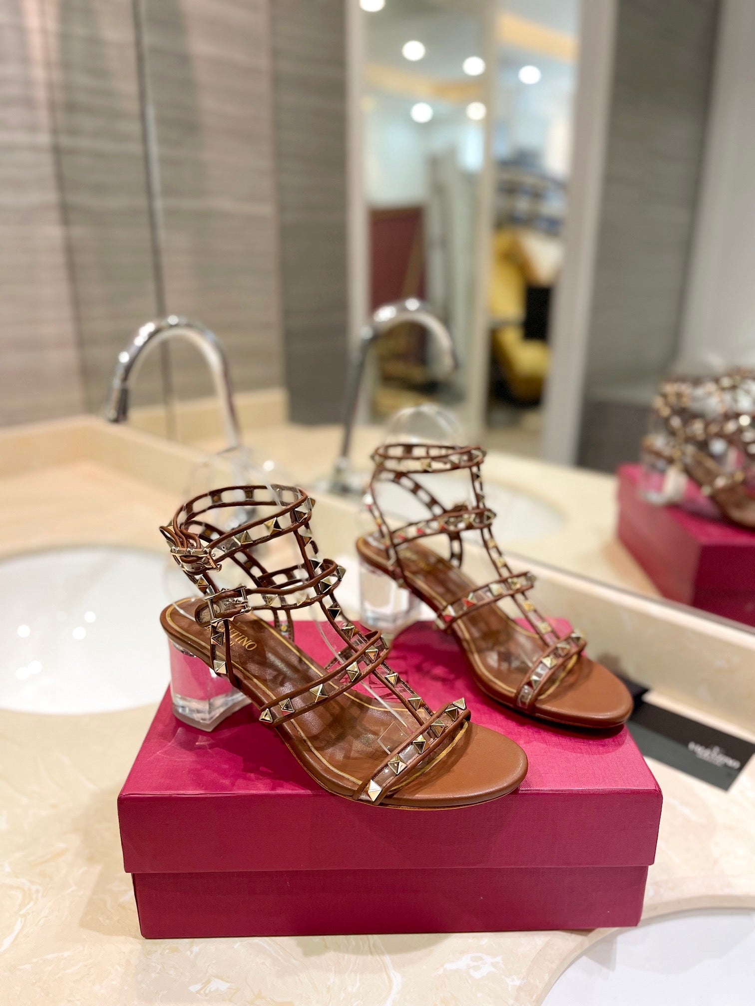 Valent* 25SS crystal heel slippers