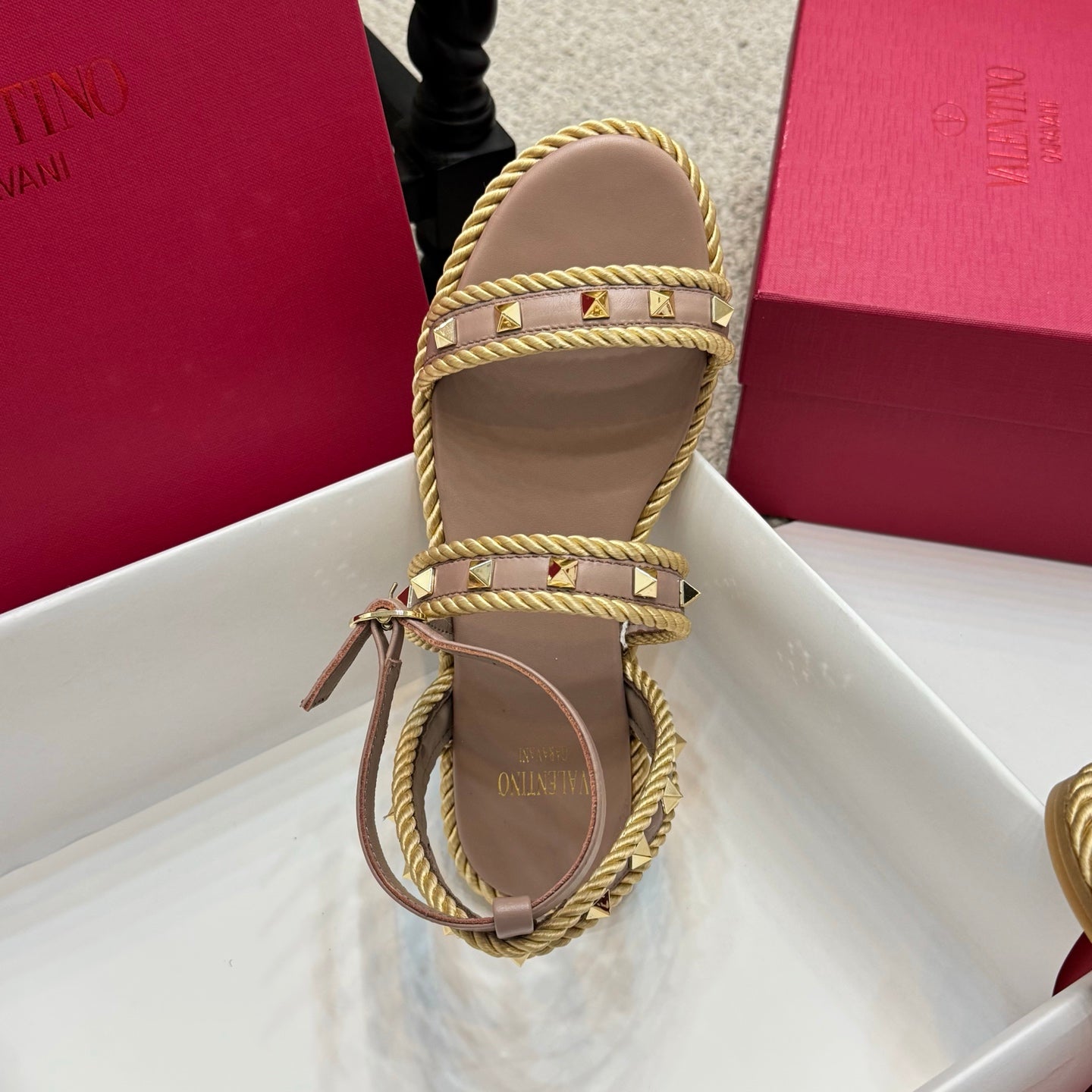 Valent* 25SS rivet rope braided sandals VIP