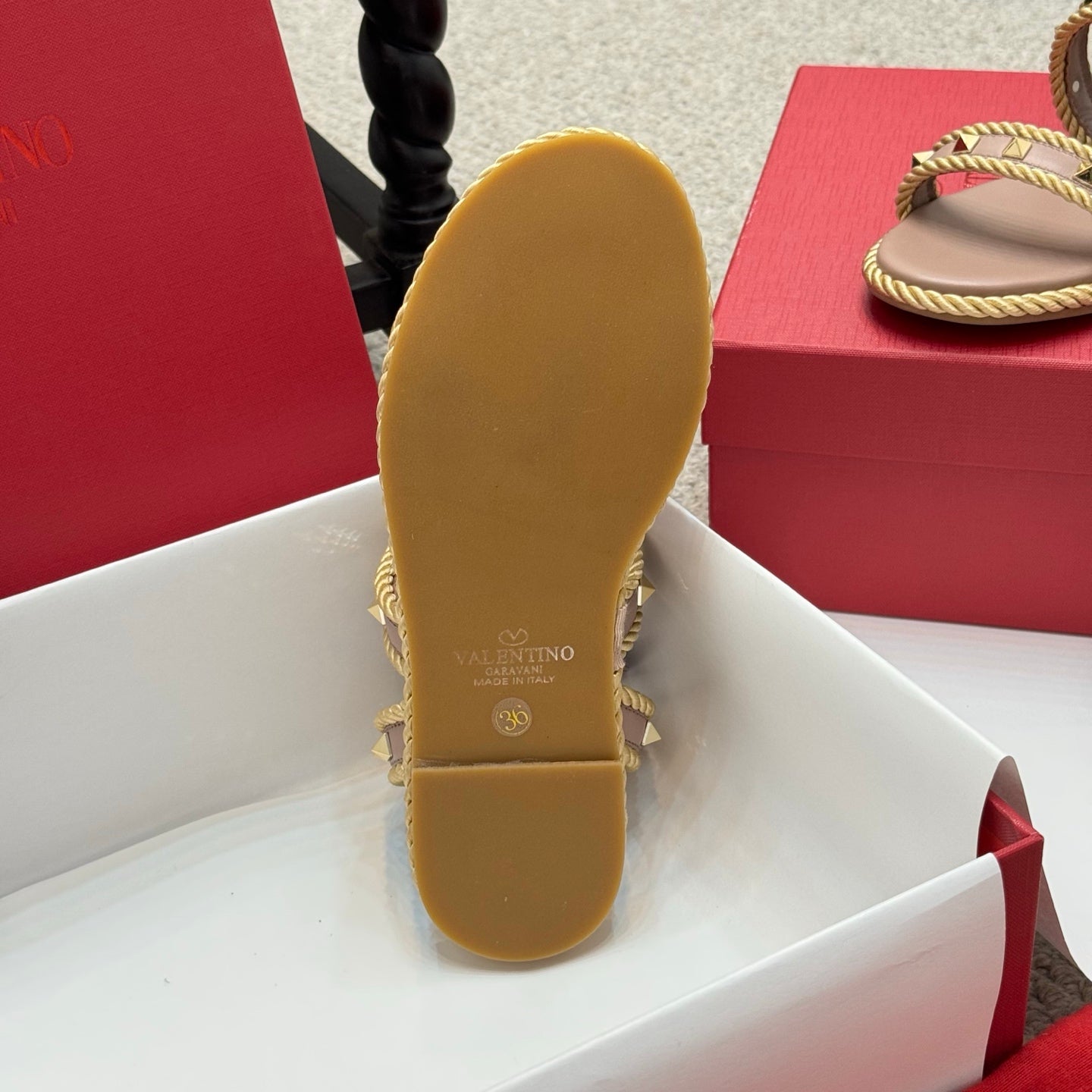 Valent* 25SS rivet rope braided sandals VIP