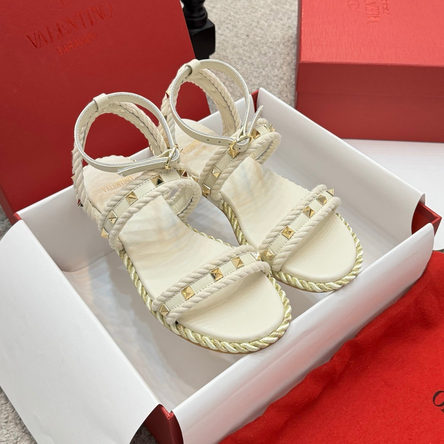 Valent* 25SS rivet rope braided sandals VIP