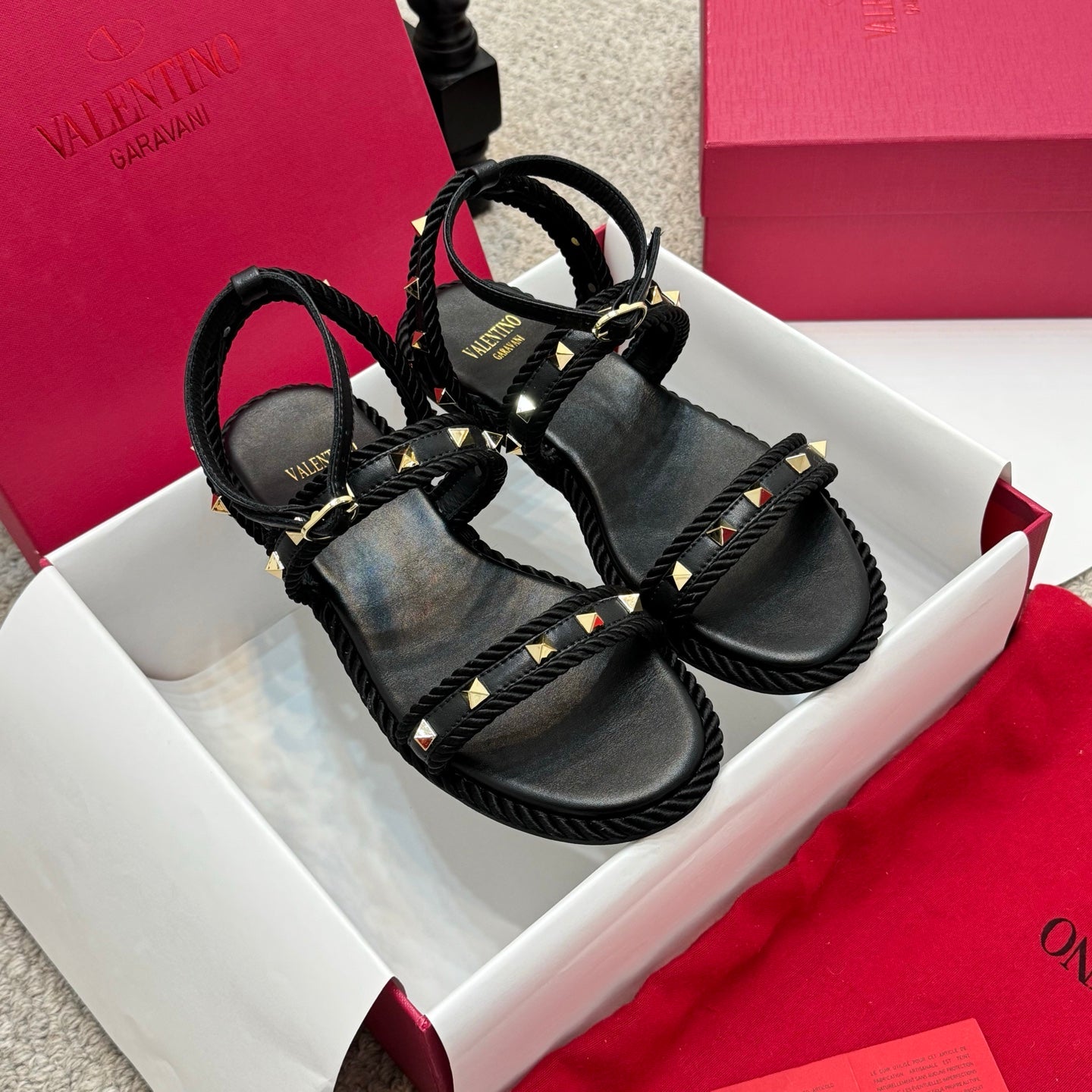 Valent* 25SS rivet rope braided sandals VIP